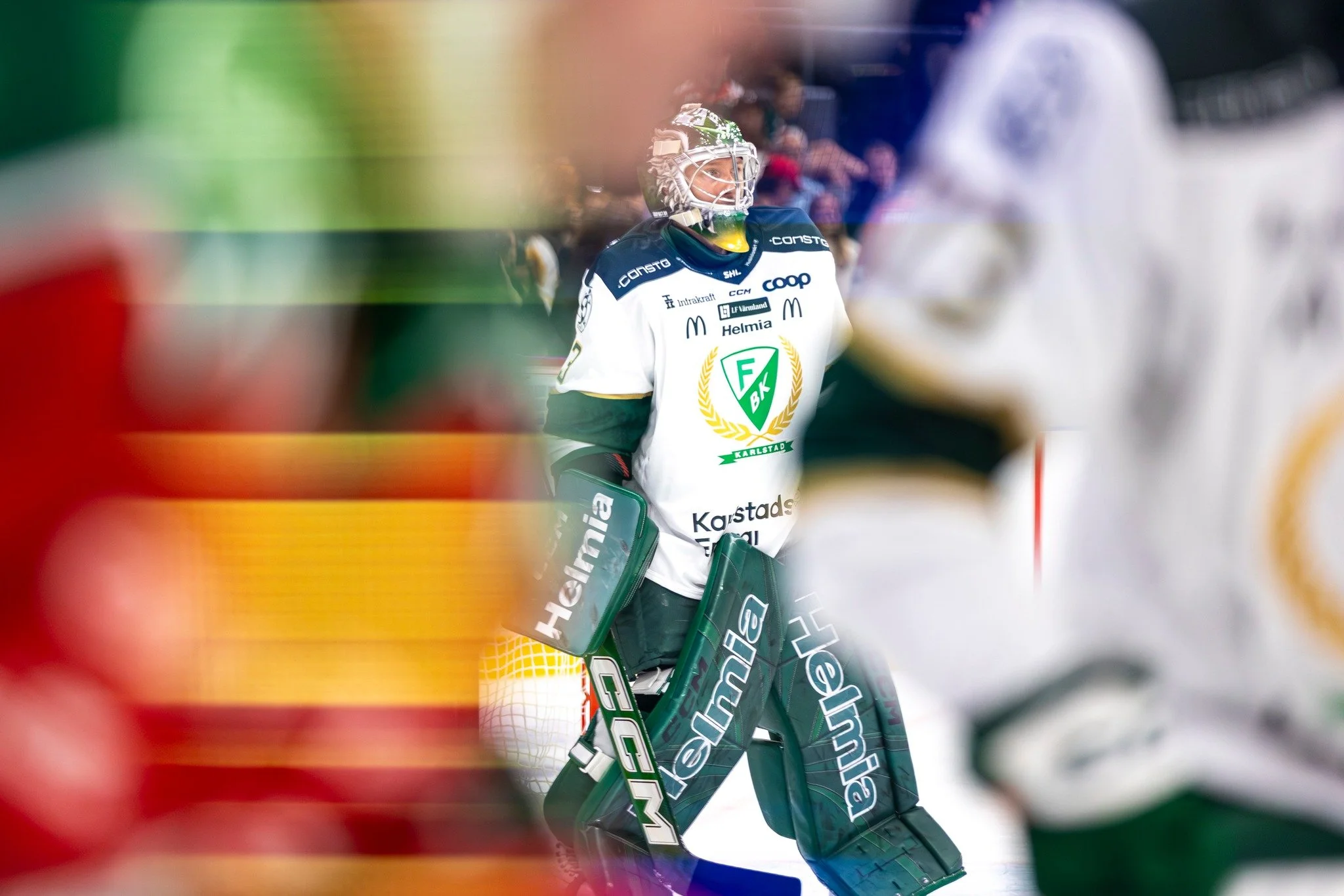Goalkeepers stole the show last night. 🥅🔥

Lars Johansson for Fr&ouml;lunda and Emil Larmi for F&auml;rjestad were both brilliant in a game that went all the way to a shootout. Fr&ouml;lunda took the win, 3&ndash;2.

📸 Marco Rimola
&copy; Marco Ri