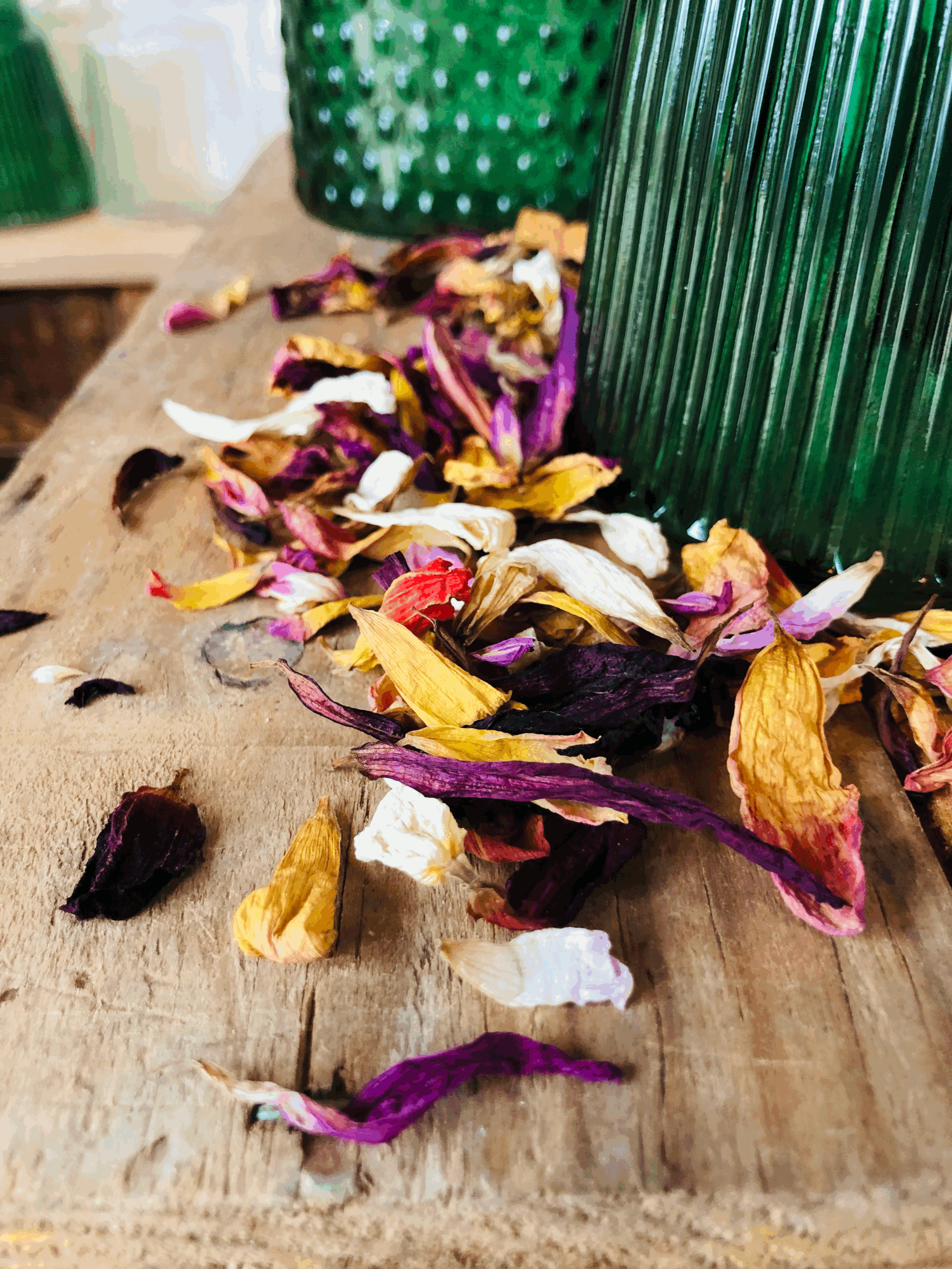Dried Dahlia Petal Confetti