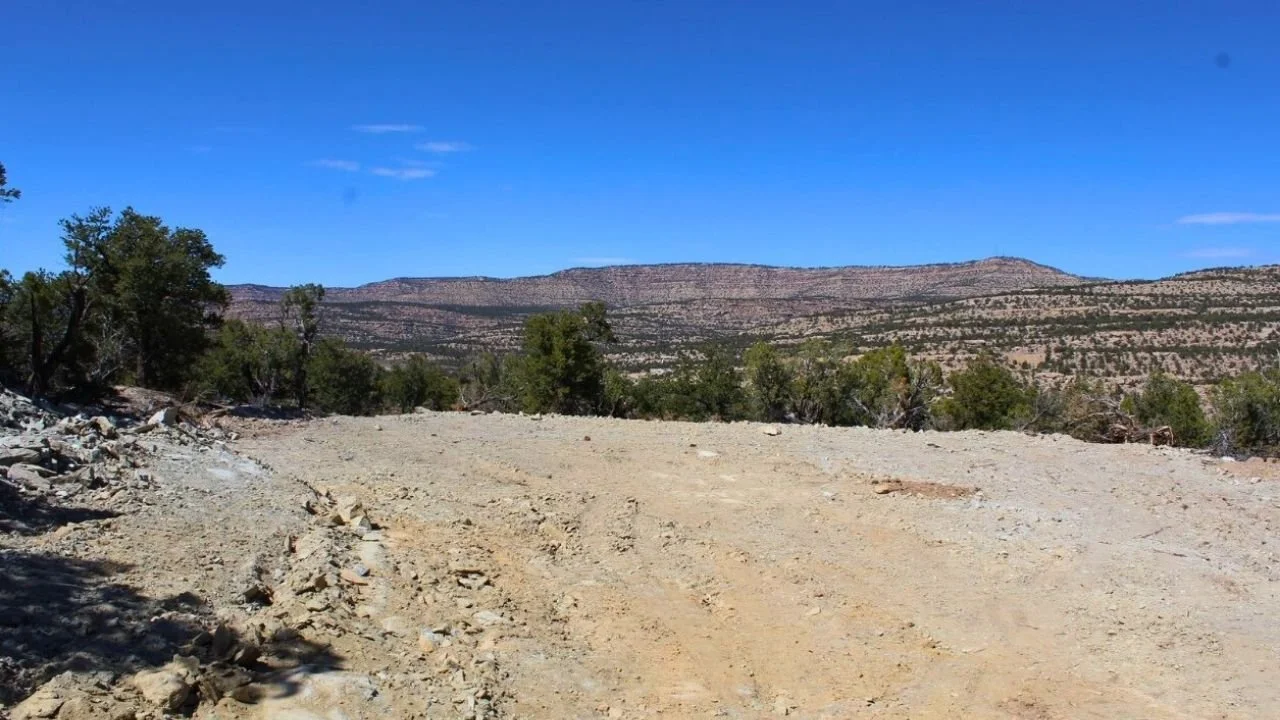 VALLEVS-2-7