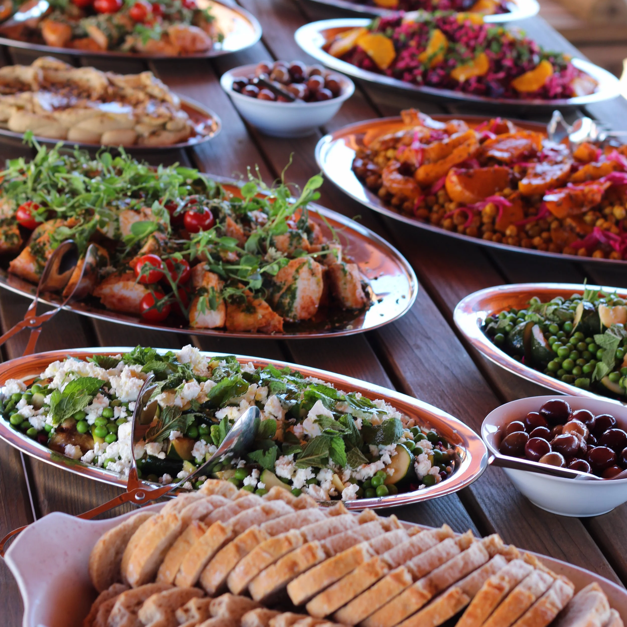 idilic+buffet+setting+at+vinyard.png
