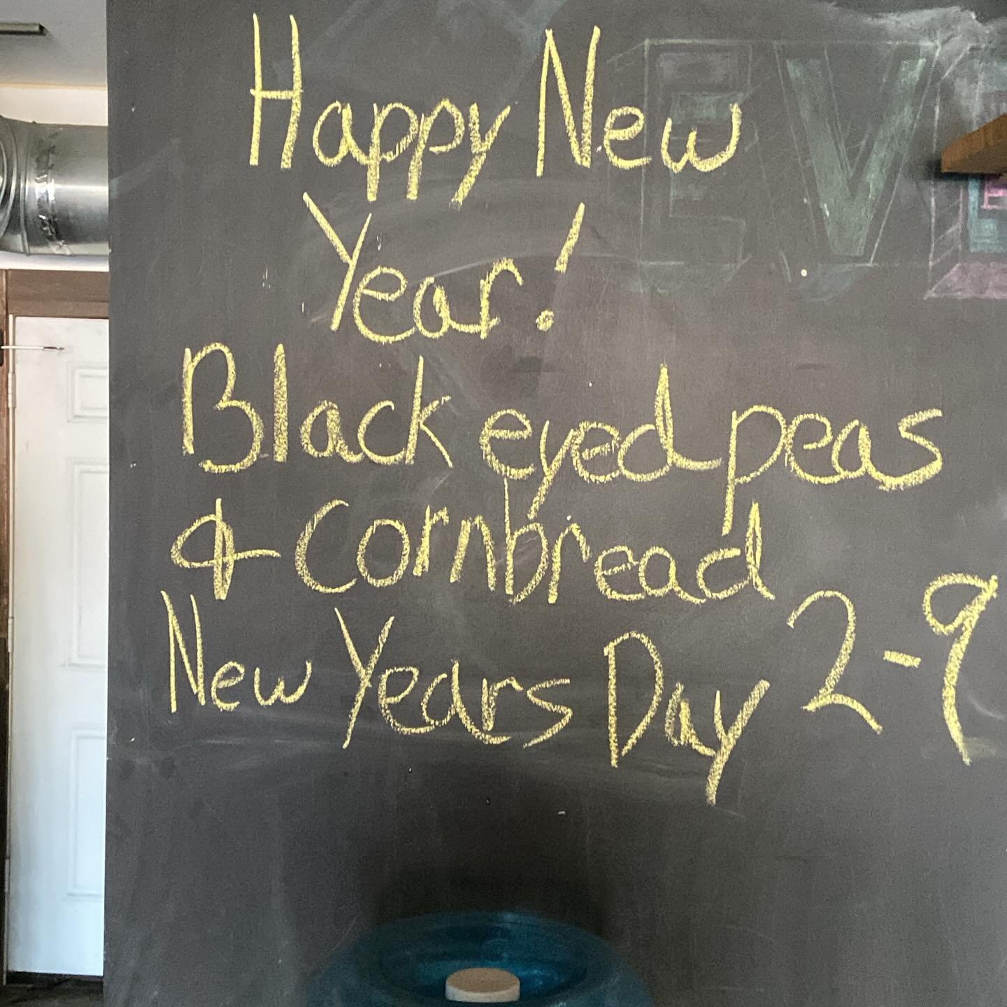 Open tonight for all of your NYE needs🍻🍇 Join us Thursday for a prosperous meal and some pints and football🏈 Opening at 2 to celebrate a Ducks victory!!!