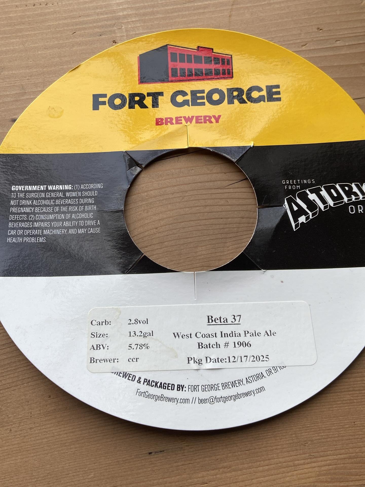 Hey hey we are back from break and rockin &lsquo; this delicious Beta 37 from Fort George! Grab a pint and watch the game 🍻