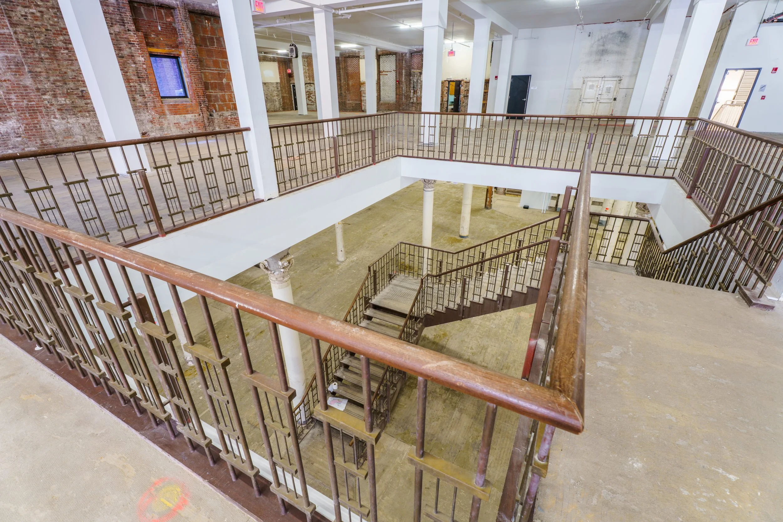 Drew Katz_Graffito_DEK07166.jpg