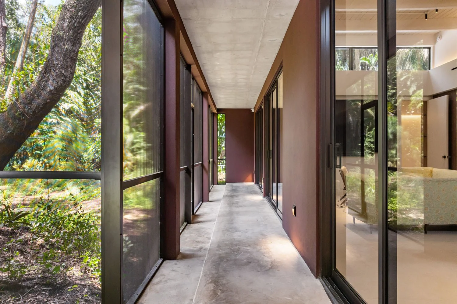 31a-pool-hallway-to-living-master.jpg