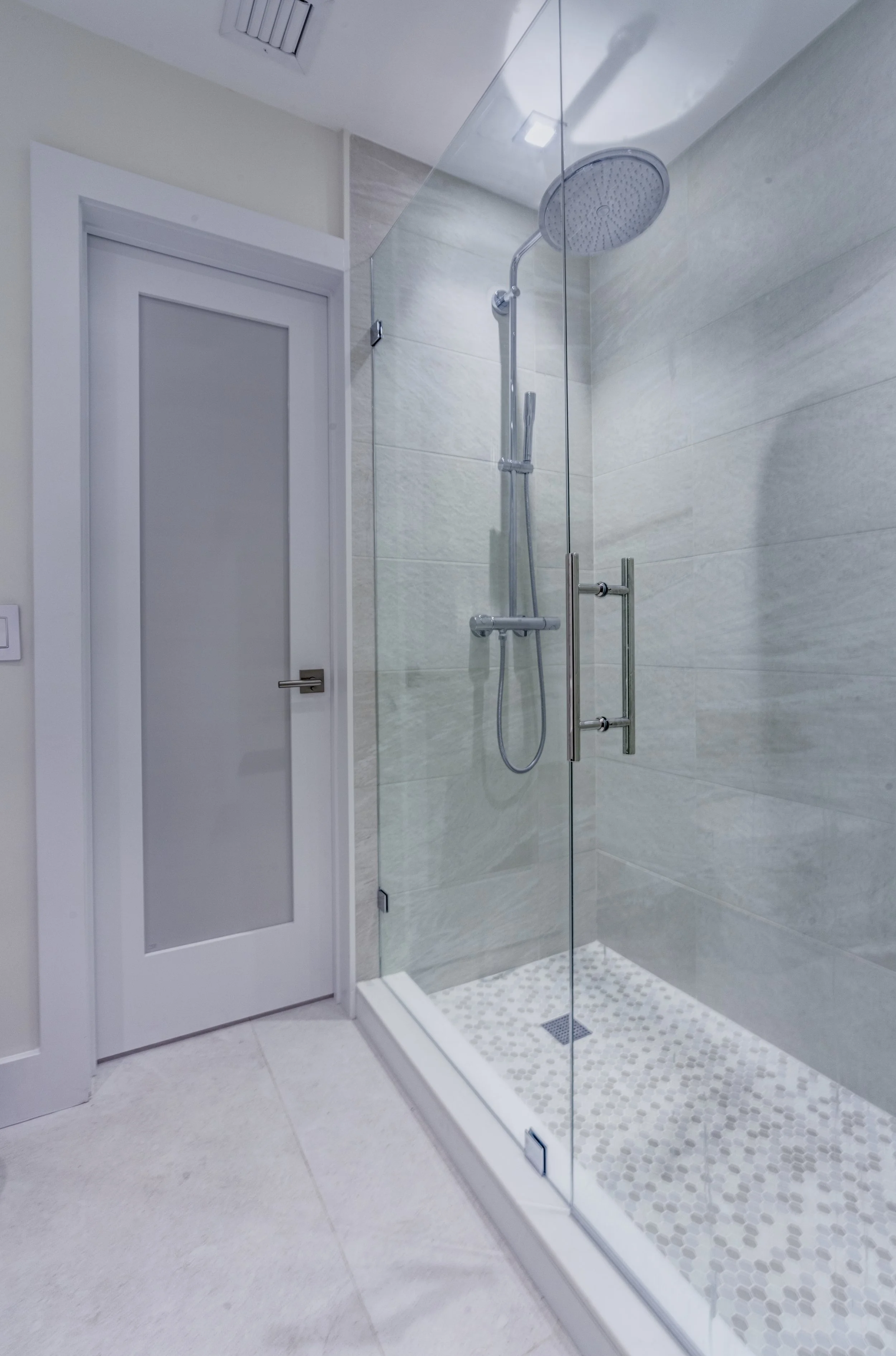 36 Cabanna Bath Rm. 1.jpg