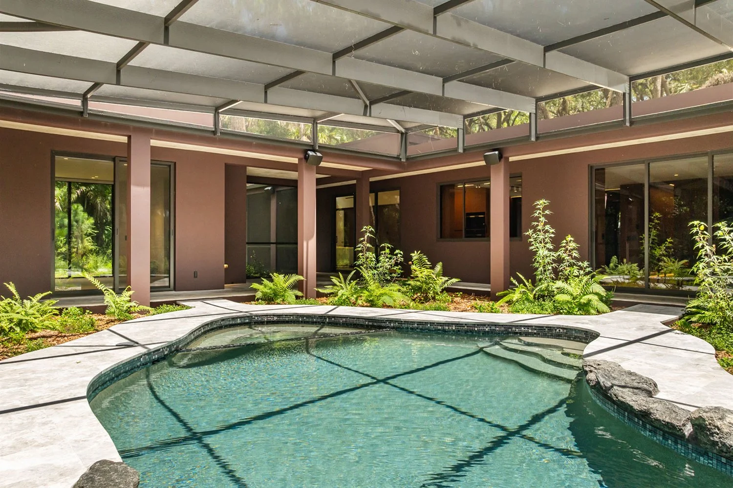 37a-pool-area4.jpg