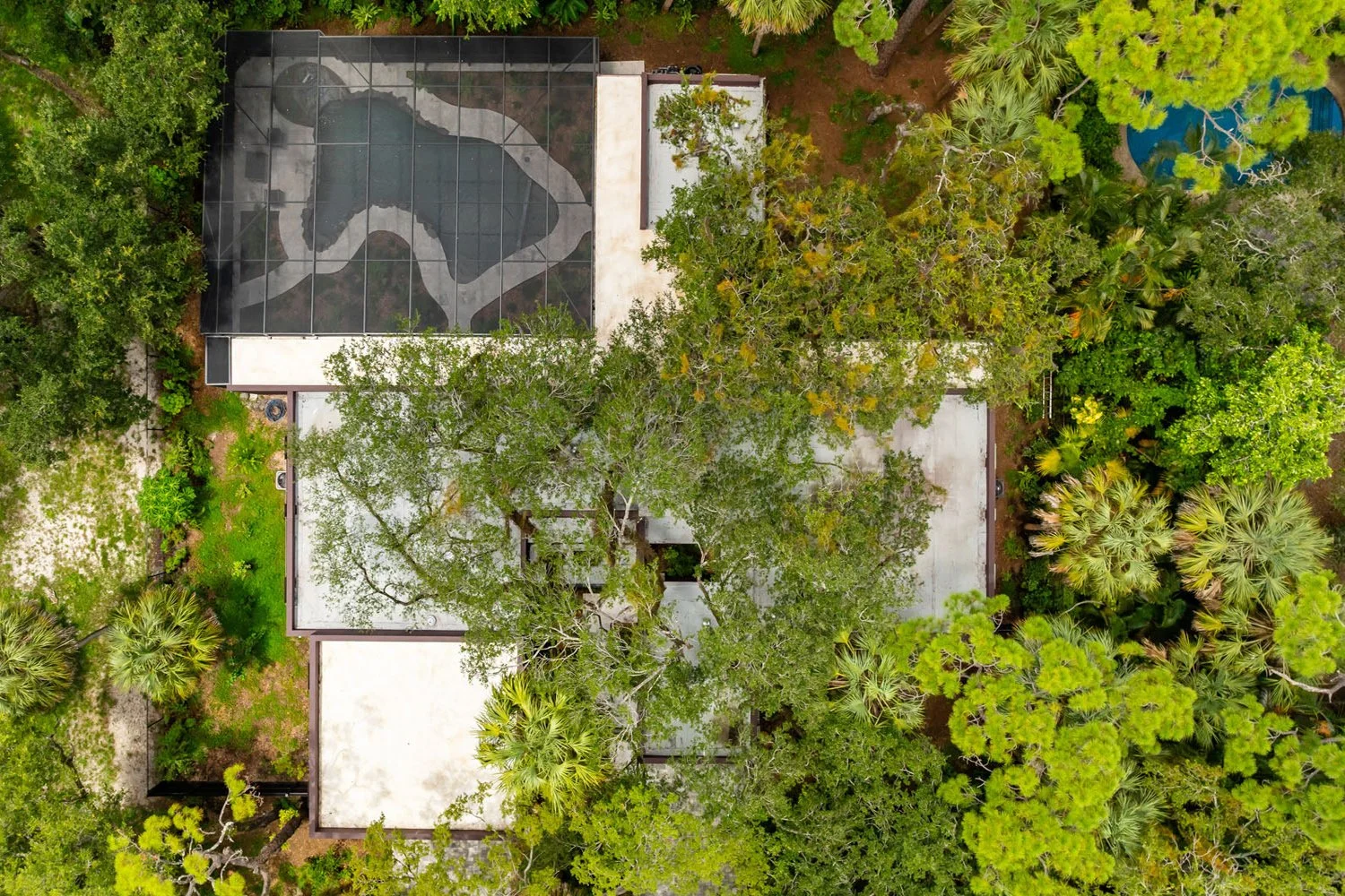 06-ext-aerial3.jpg