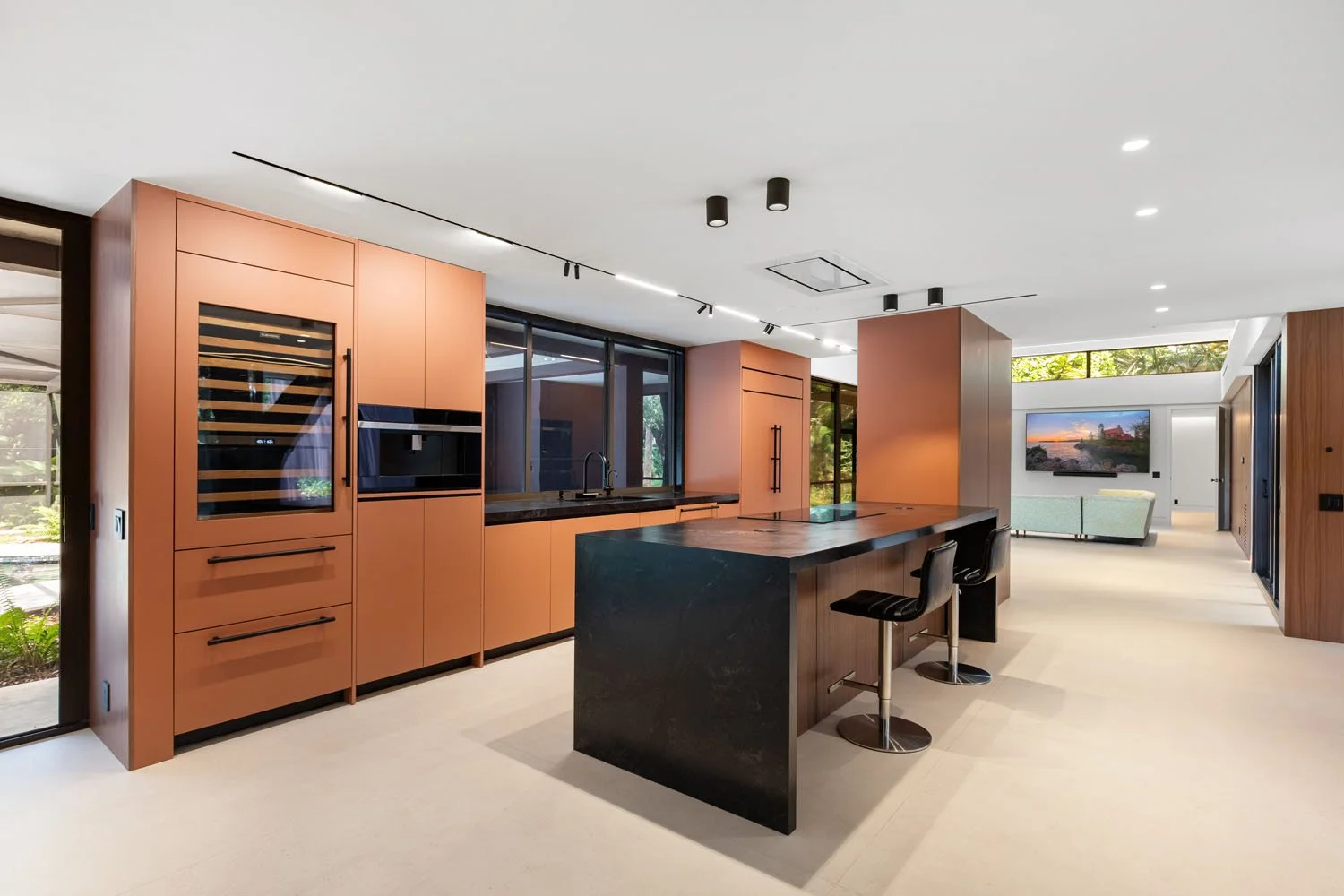 21-kitchen1.jpg