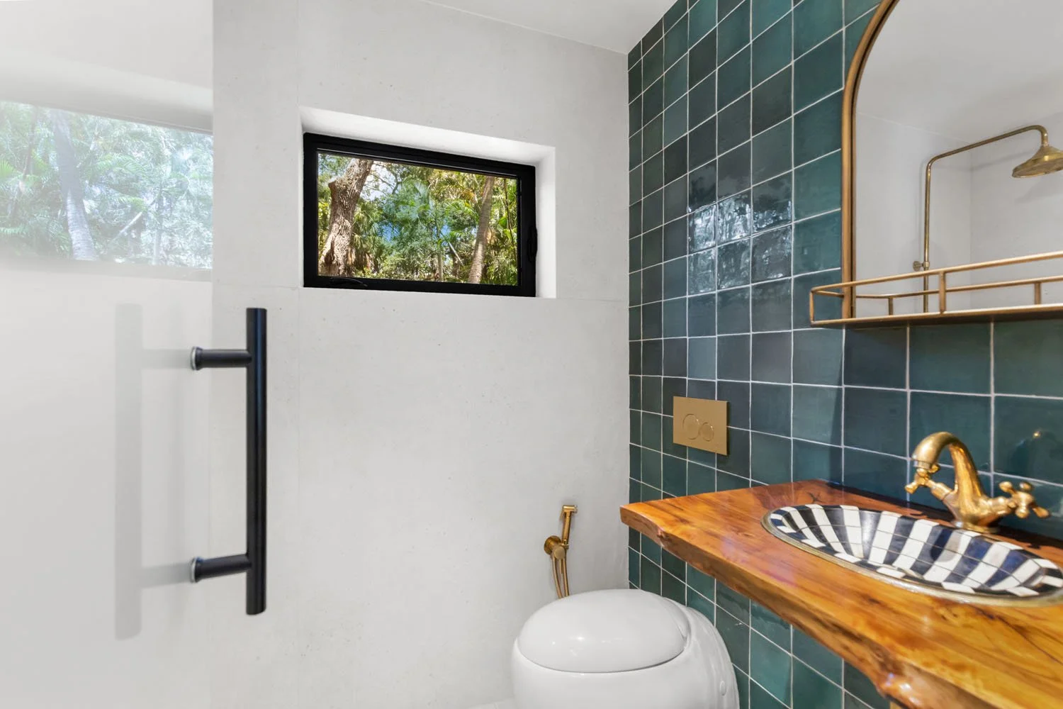 46-studio-bathroom1.jpg