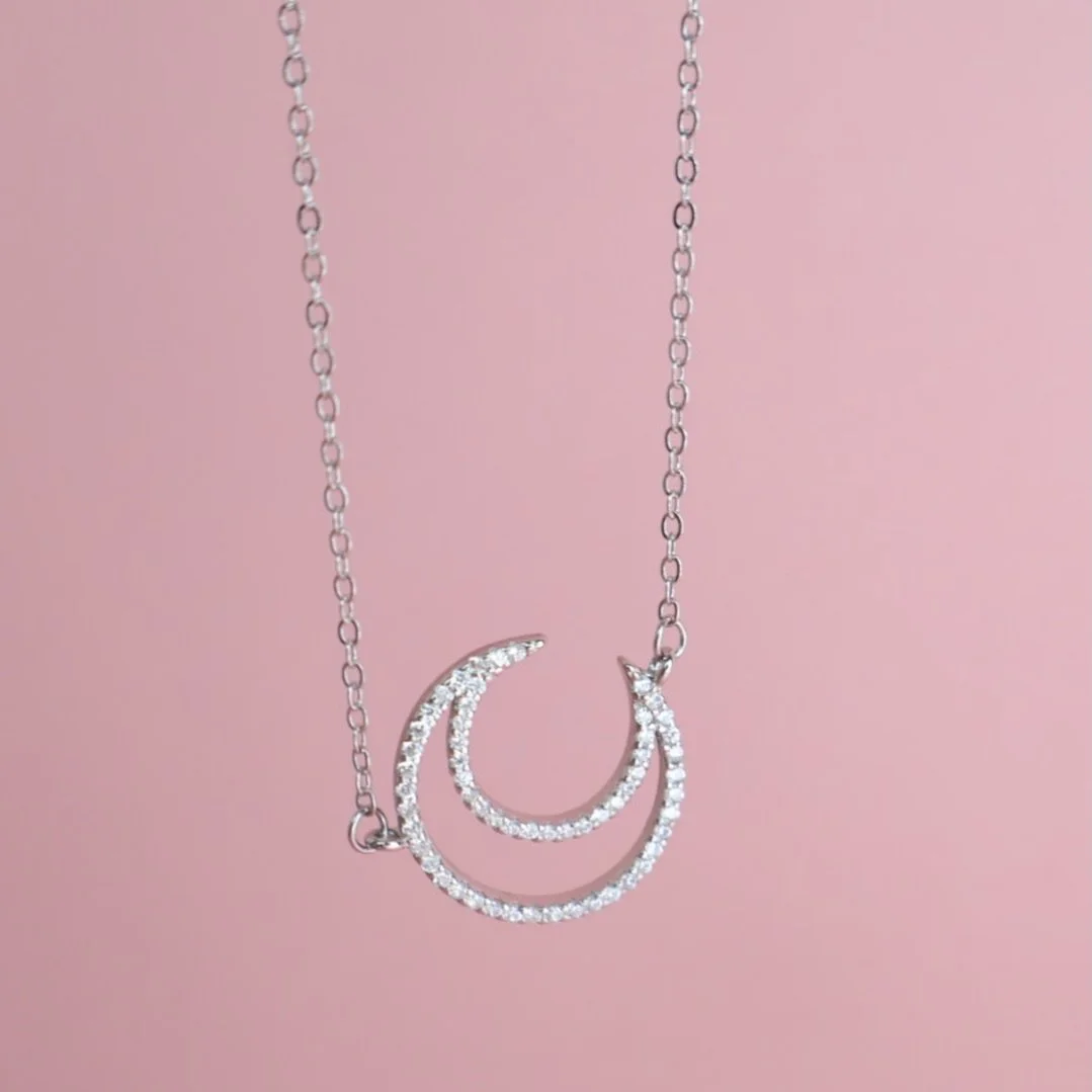 Moonlight, captured in sterling silver. 🌙✨
925 sterling silver, sparkling zirconia, and timeless celestial beauty. The perfect gift for someone special&mdash;or yourself. 🎁

#MoonNecklace #925SilverJewelry #CelestialStyle #SterlingSilverJewelry #la