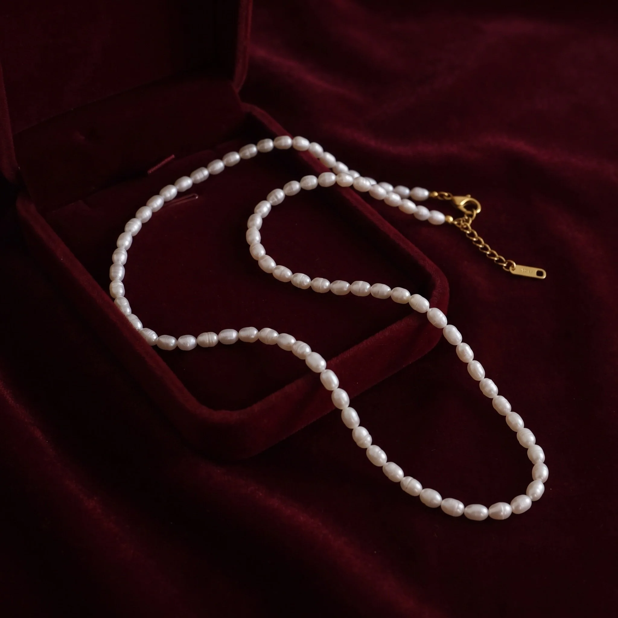 A little pearl obsession.

Timeless pearls, modern elegance. Discover the collection at laurre.co.uk

#LaurreJewellery #FreshwaterPearls #PearlNecklace #ModernElegance #JewelleryStyle