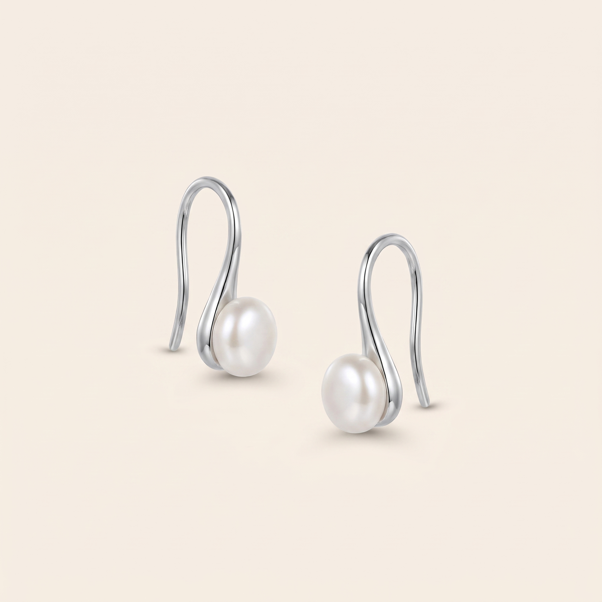 Eli Mini Pearl Earrings in Silver