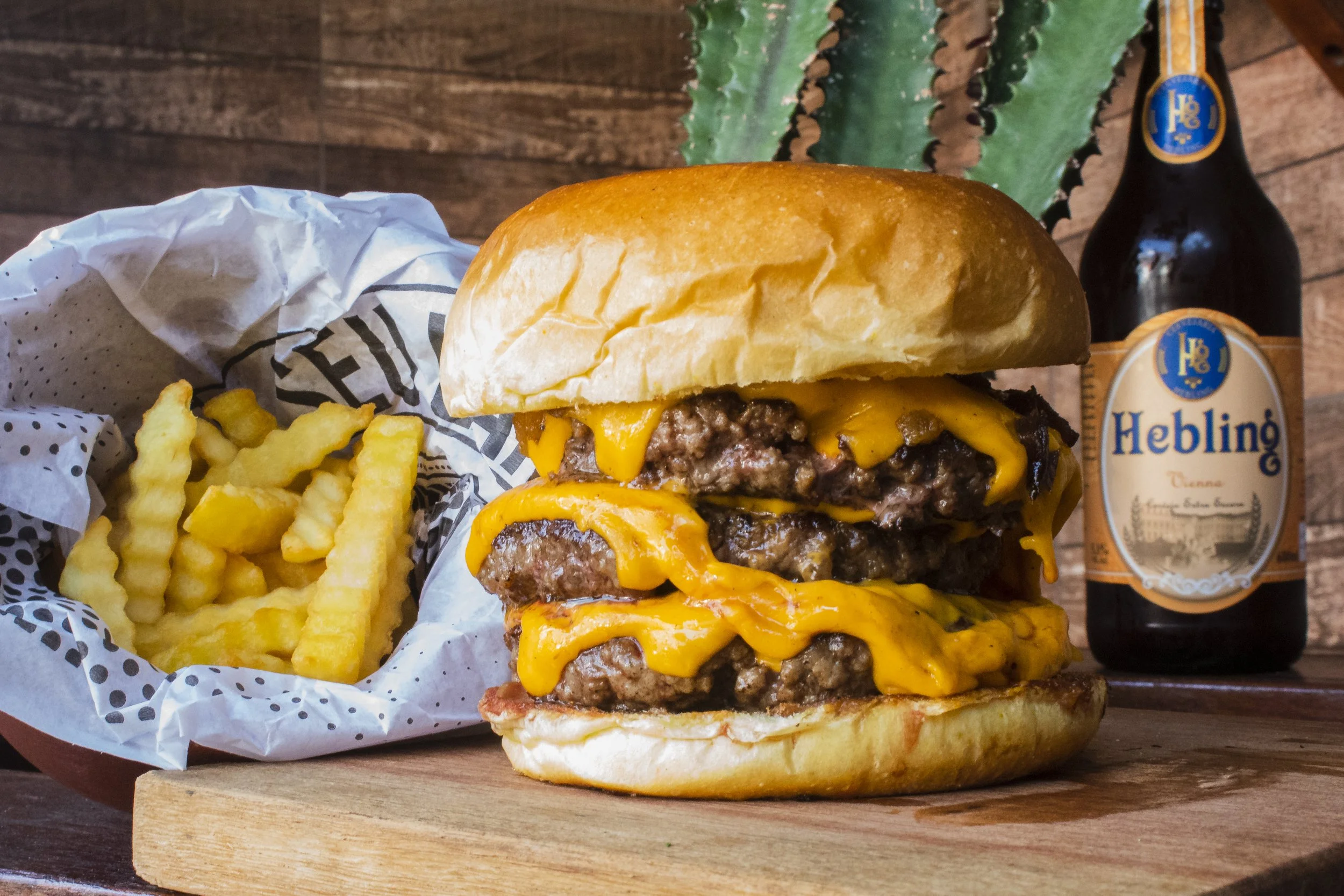 RB_01-04-20_Triplo Burger_4.JPG