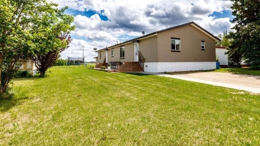 4705 45 Avenue Alix     $315,000