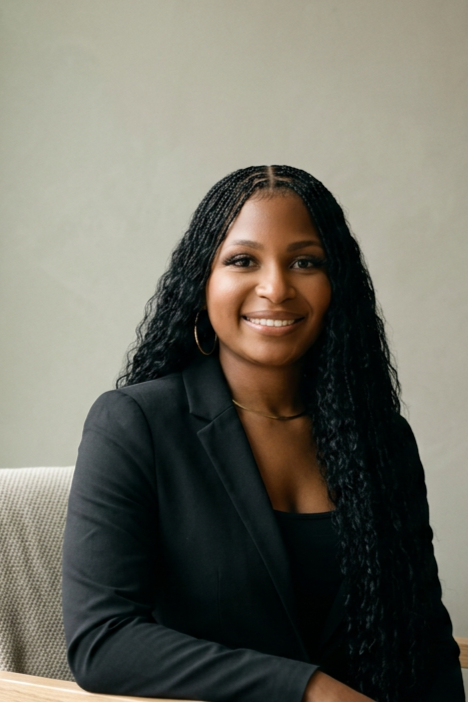 London Jolivette - Black Therapist providing online telehealth counseling and trauma therapy.  BCBS, Aetna and Cigna