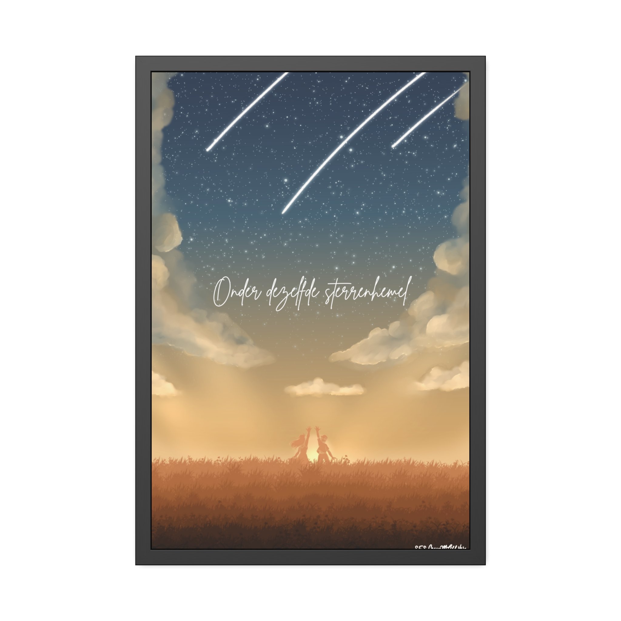 Ingelijste hemelse kunstprent met gouden hemel en vallende sterren, met de tekst 'Onder dezelfde sterrenhemel' muurkunst voor expats en locals in Nederland.