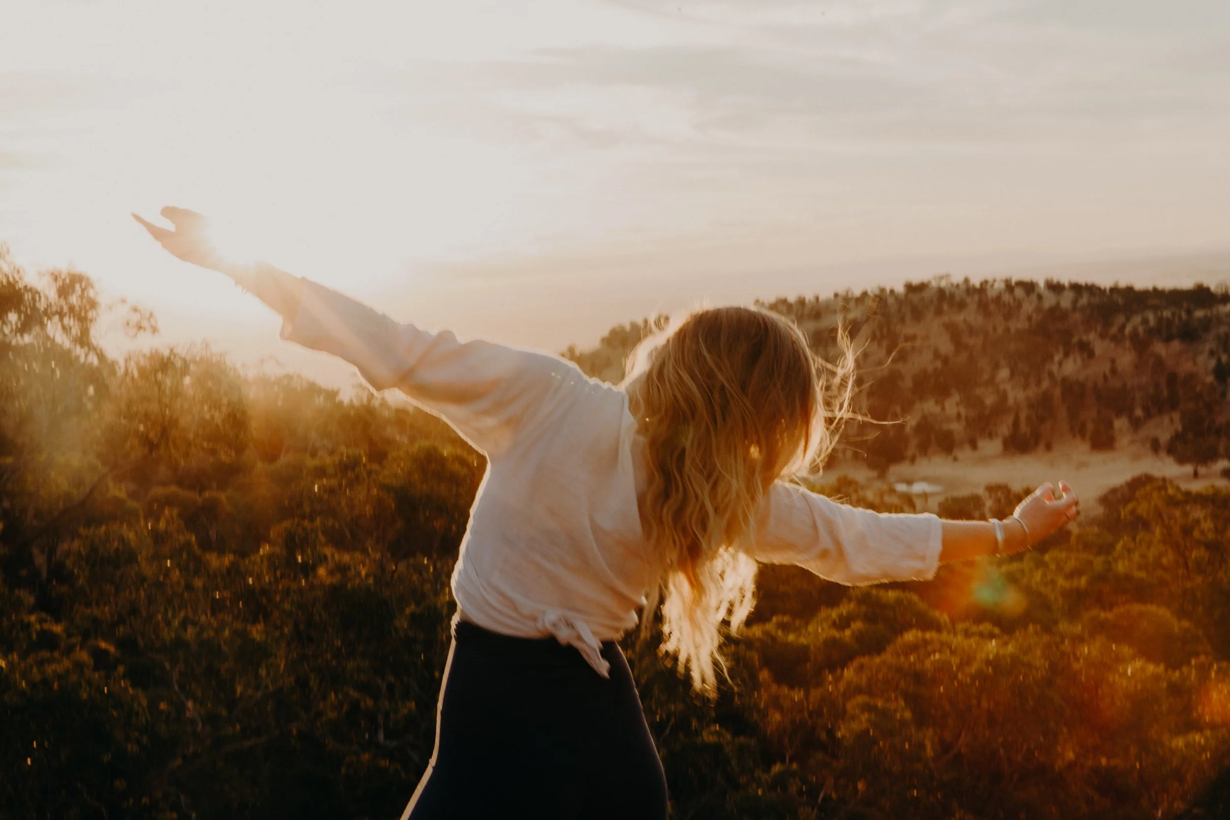 Thoughts, mind, and reality - the science behind creating a life you want