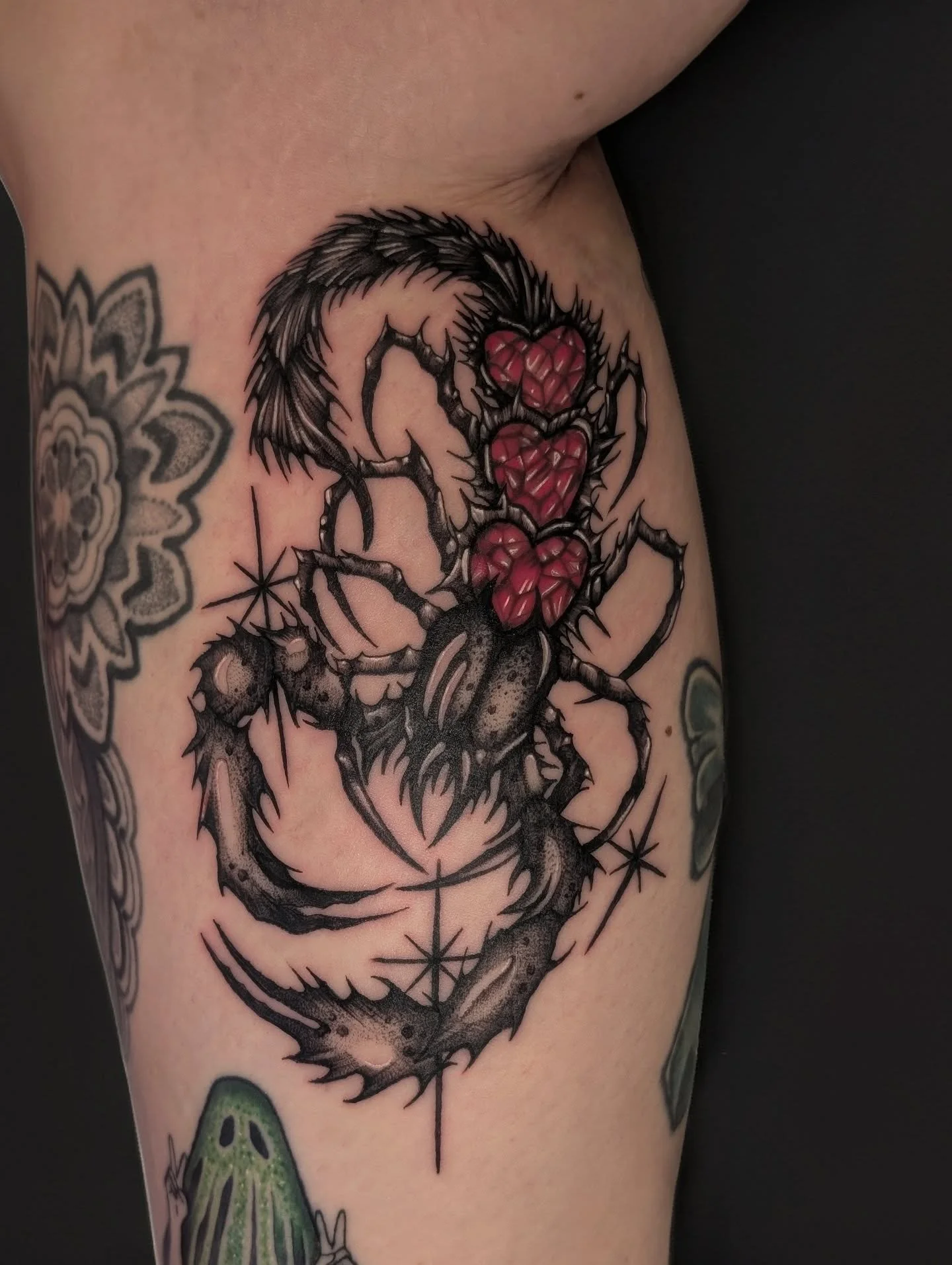 Scorpion boy for my good pal. Thank you Belle! 💘🦂