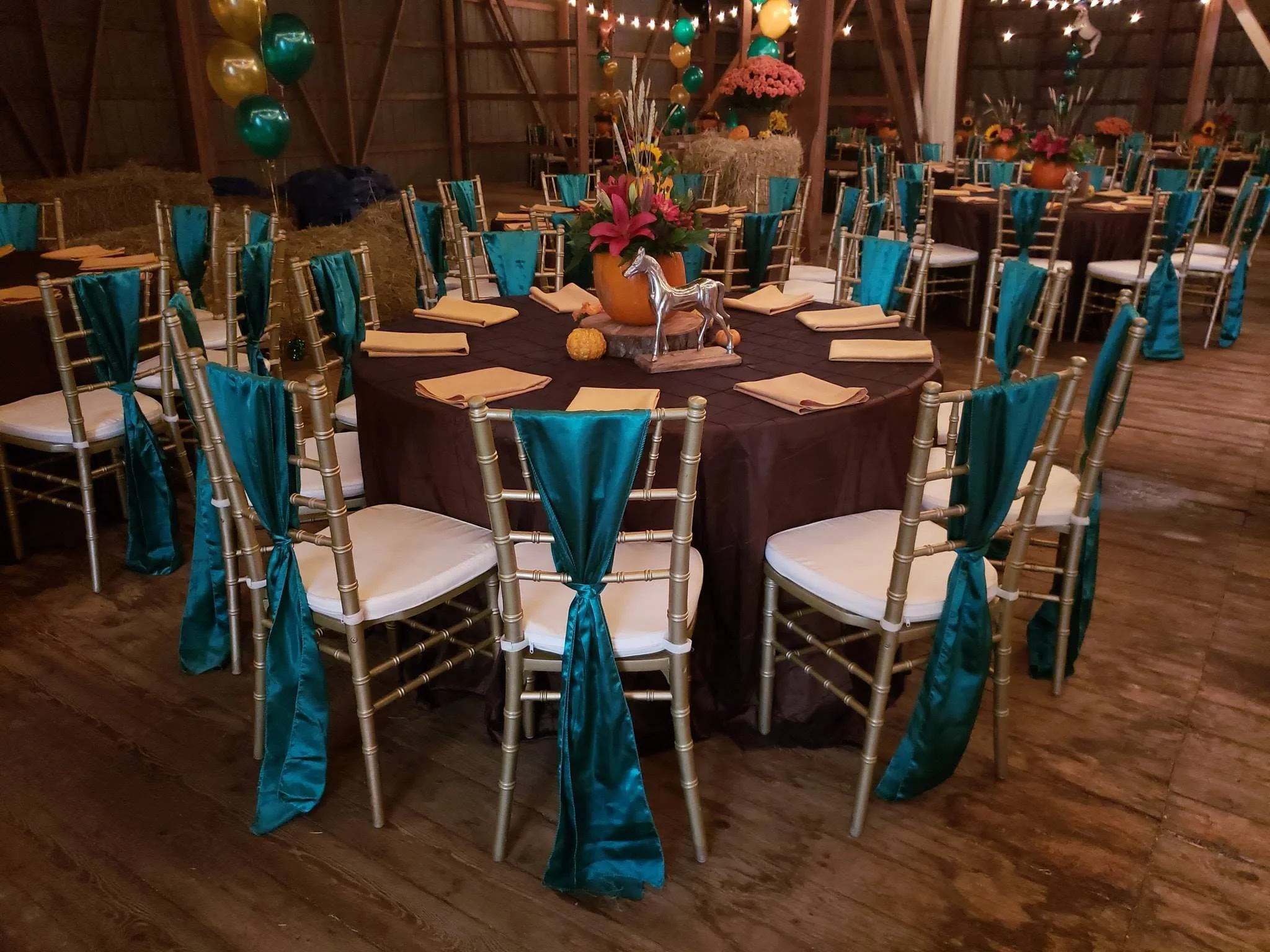 Rustic Fox Hunt Decor in Barn