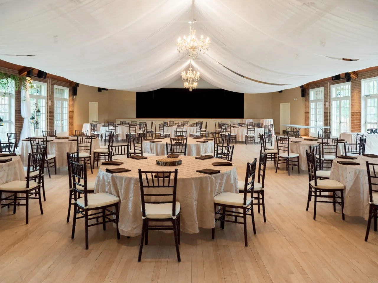 Rustic meets Elegance at Victoria Park Pavilion
