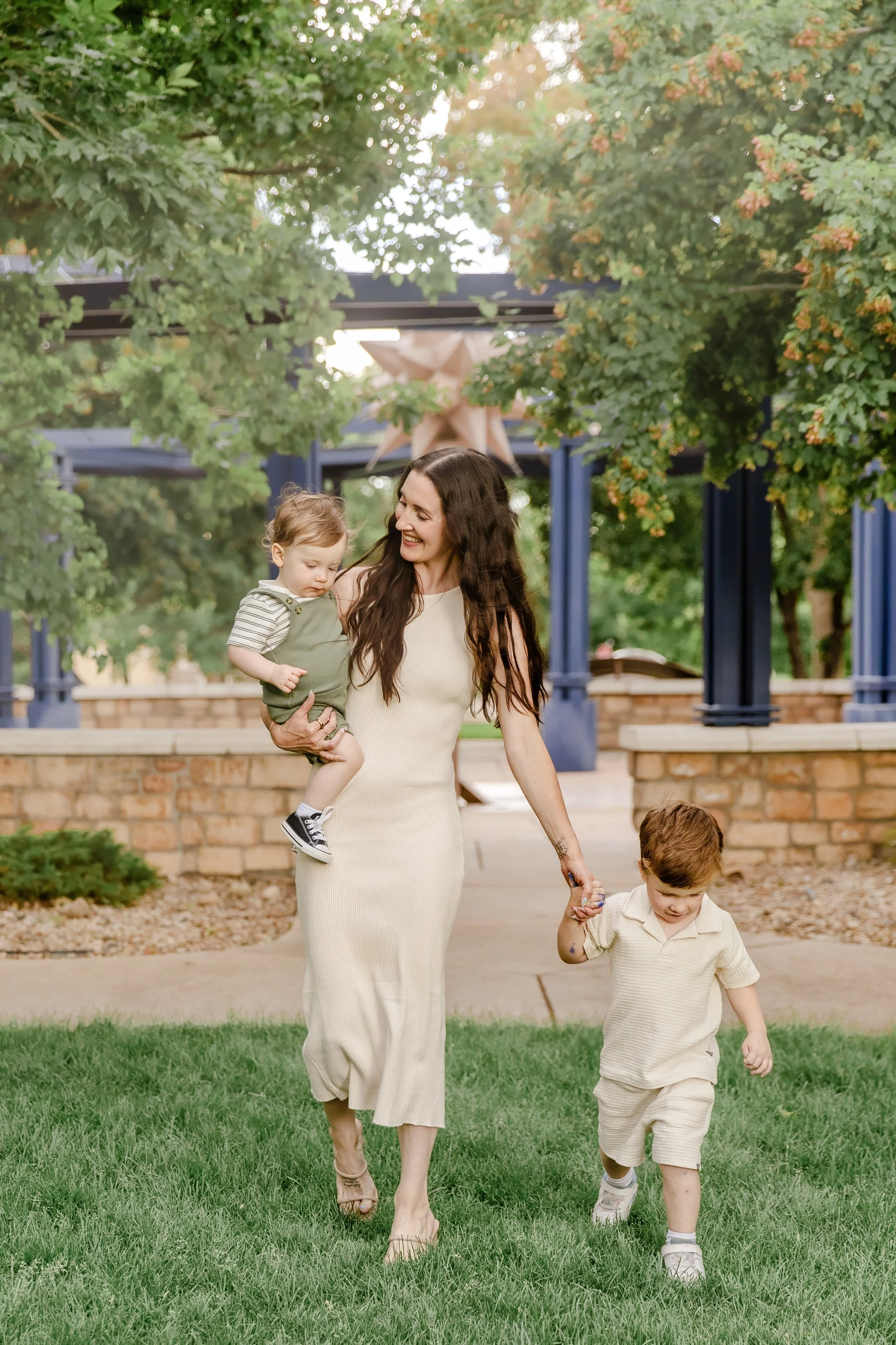 What to Wear for Family Photos in Northern Colorado