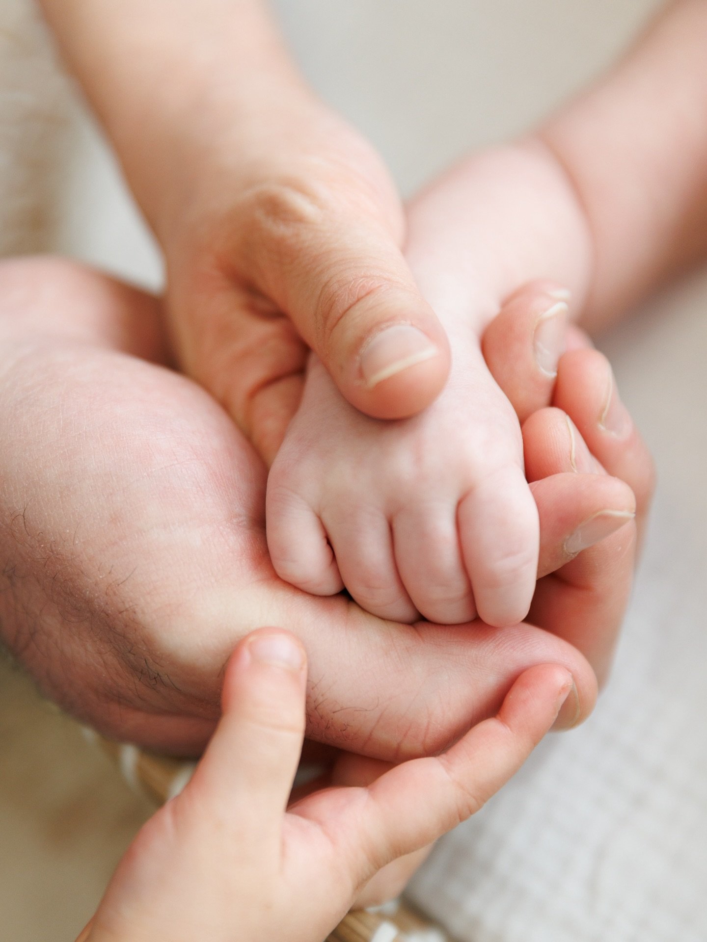 When three becomes four 🤍

There is nothing more grounding than being held by your family. If you&rsquo;re looking for a natural light newborn photographer in Fort Collins, I focus on relaxed, heartfelt images that document your family&rsquo;s conne