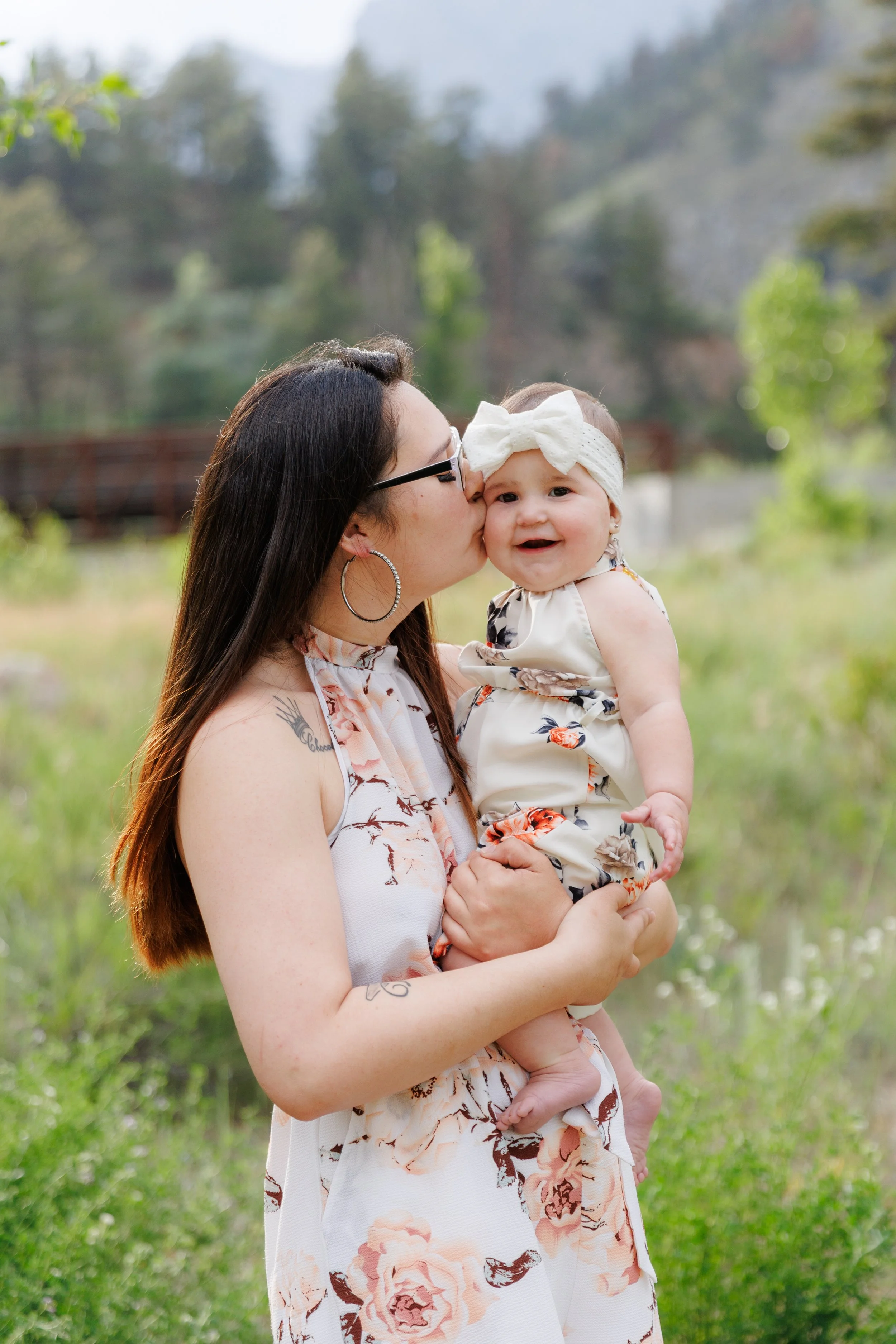 Motherhood Session at Viestenz-Smith Mountain Park | Loveland Family Photographer