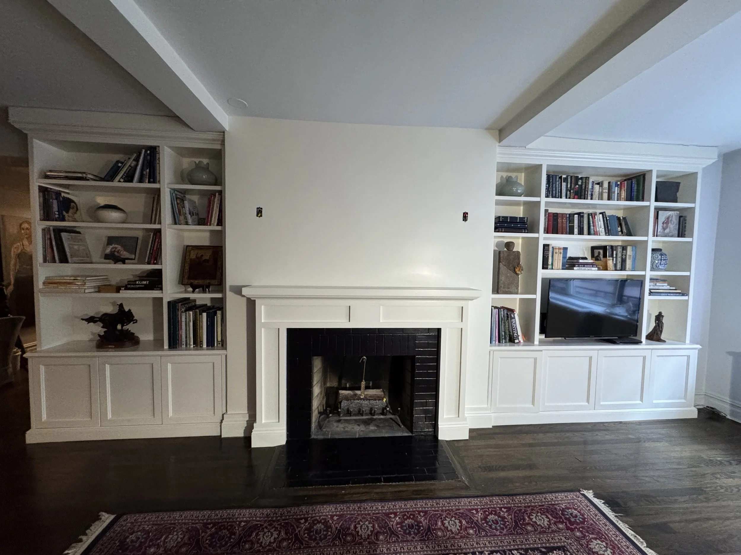 beekman pl fireplace 3.jpg