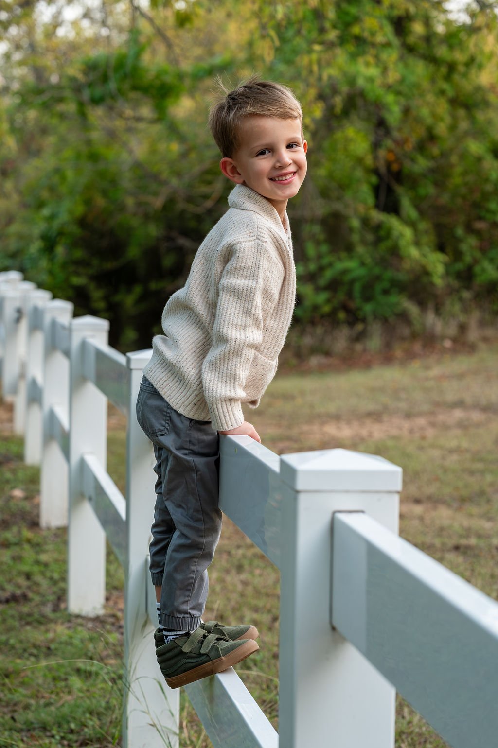 Tallent_Family_Fall25-3.JPG