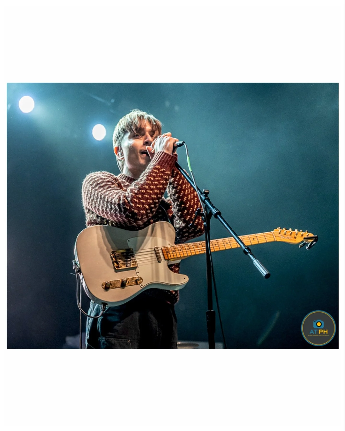 .
Arm&rsquo;s Length 
Roadrunner Boston MA November 5, 2025

I caught Arm&rsquo;s Length on the recent Hot Mulligan tour in Boston &mdash; my first time seeing or hearing them, and they were great to shoot. 

People keep calling them &ldquo;emo,&rdqu