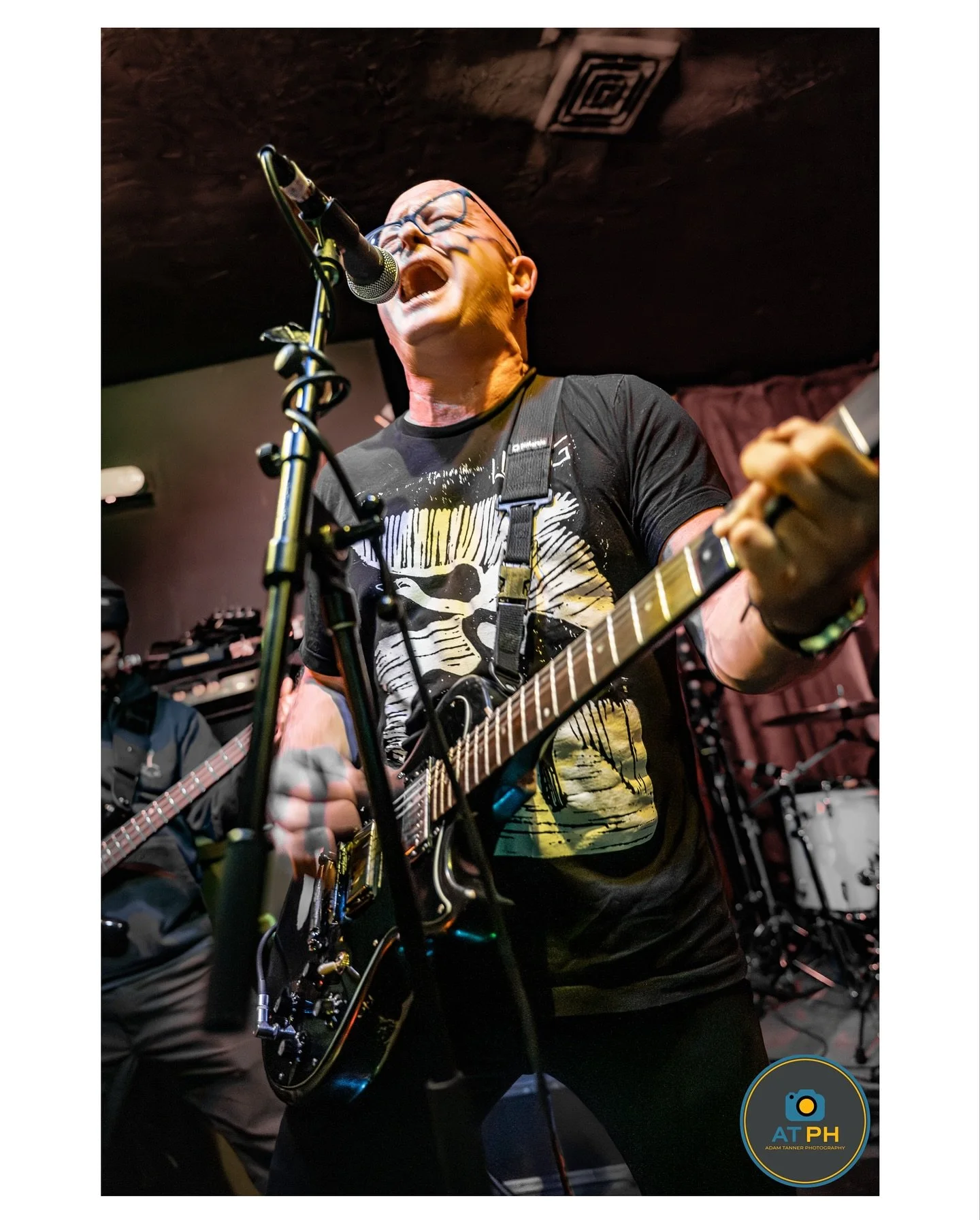 .
Mirrorless
O&rsquo;Briens Pub Boston MA November 10, 2025

This band hits nearly every mark for me in 2025 &mdash; catchy, melodic, and loosely &ldquo;post-hardcore.&rdquo; Imagine a modern Verbal Assault, but with more depth and layers.   Their de