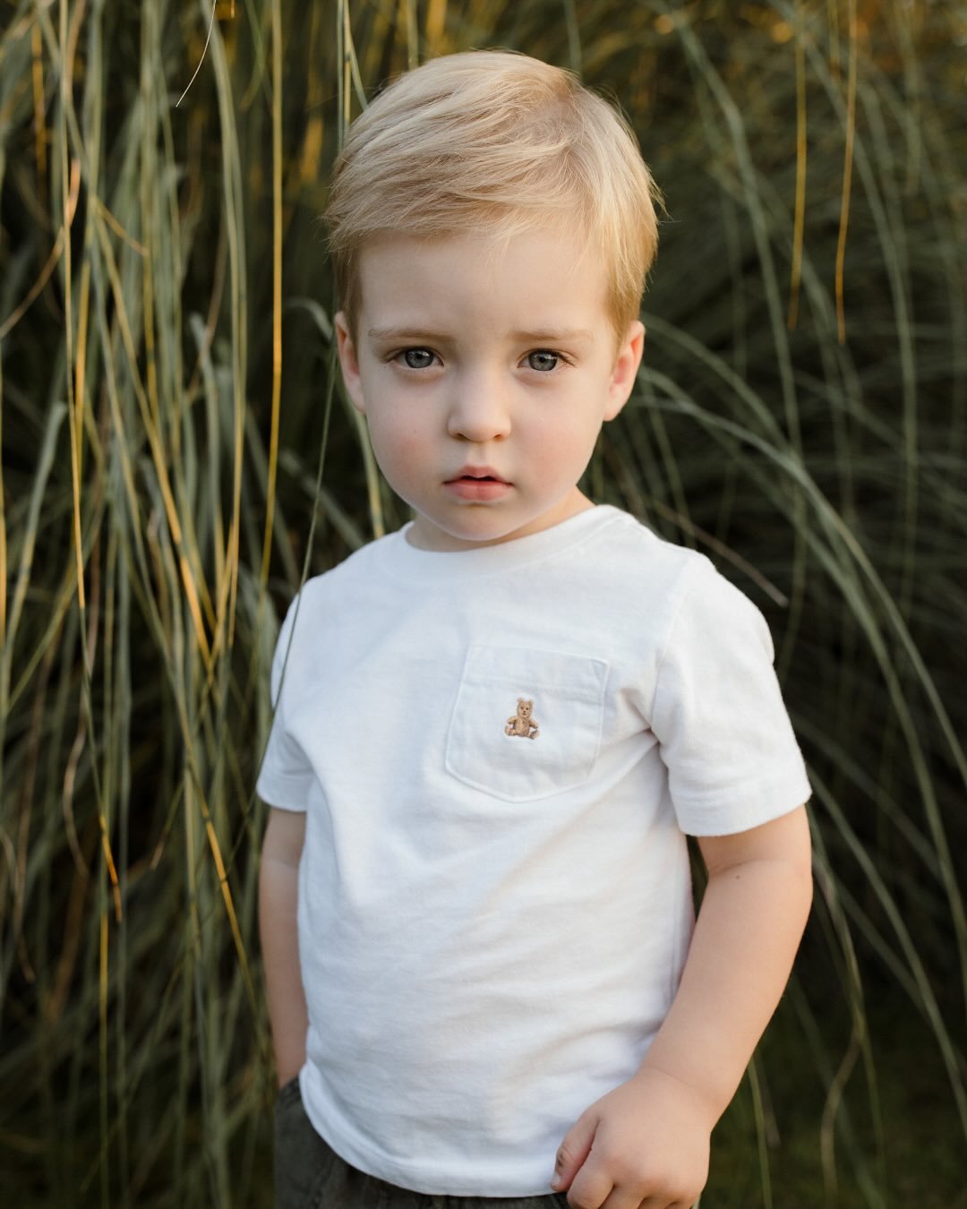 A warm September sunset at my favorite beach spot was the best way to kick off fall photos this year&hellip;