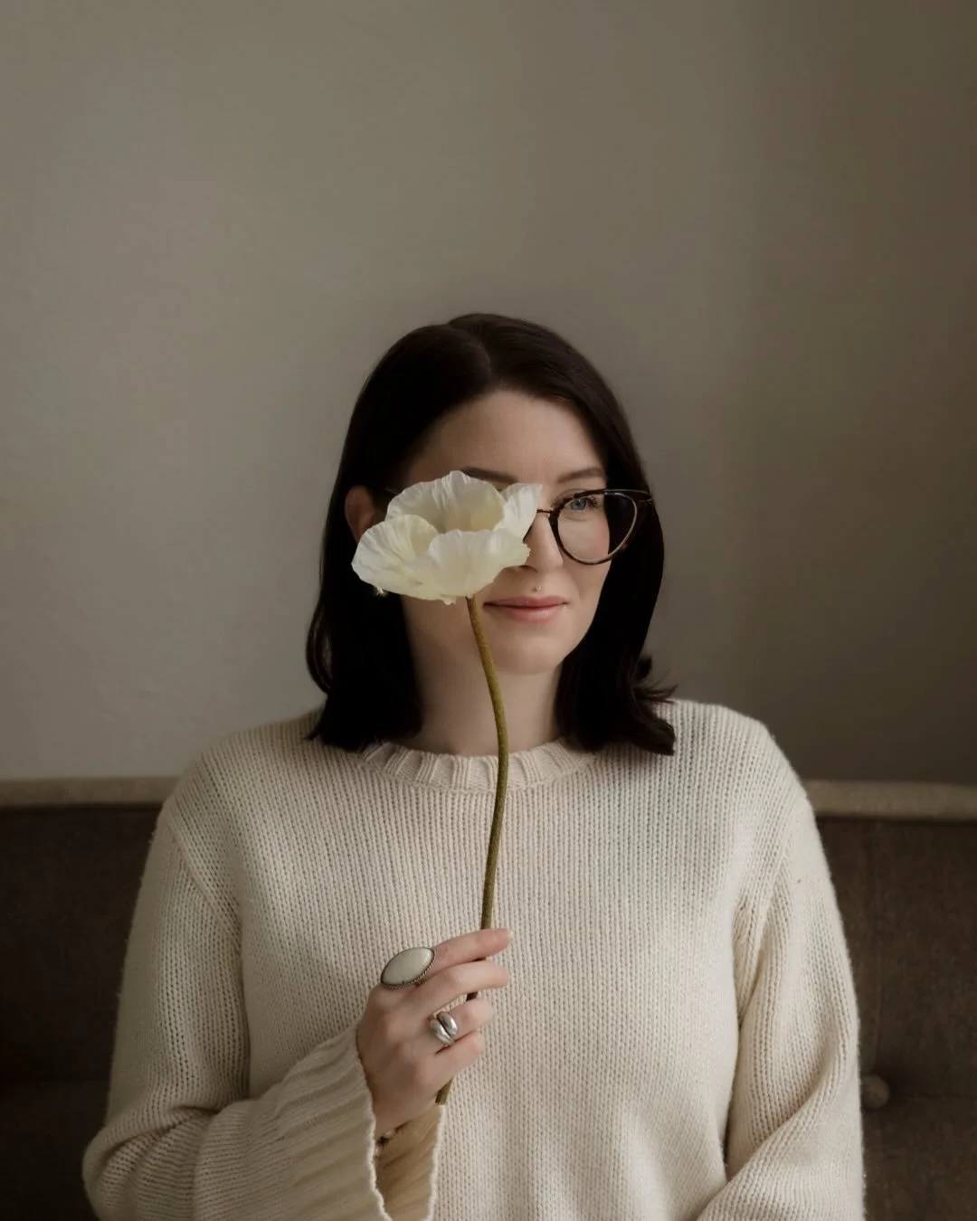 A super-quick personal branding session in one of Jess&rsquo; Tacoma studios&mdash;she had three spaces and they&rsquo;re all lovvvvely: @loft.tacoma @tacomaphotostudio @atelier.tacoma