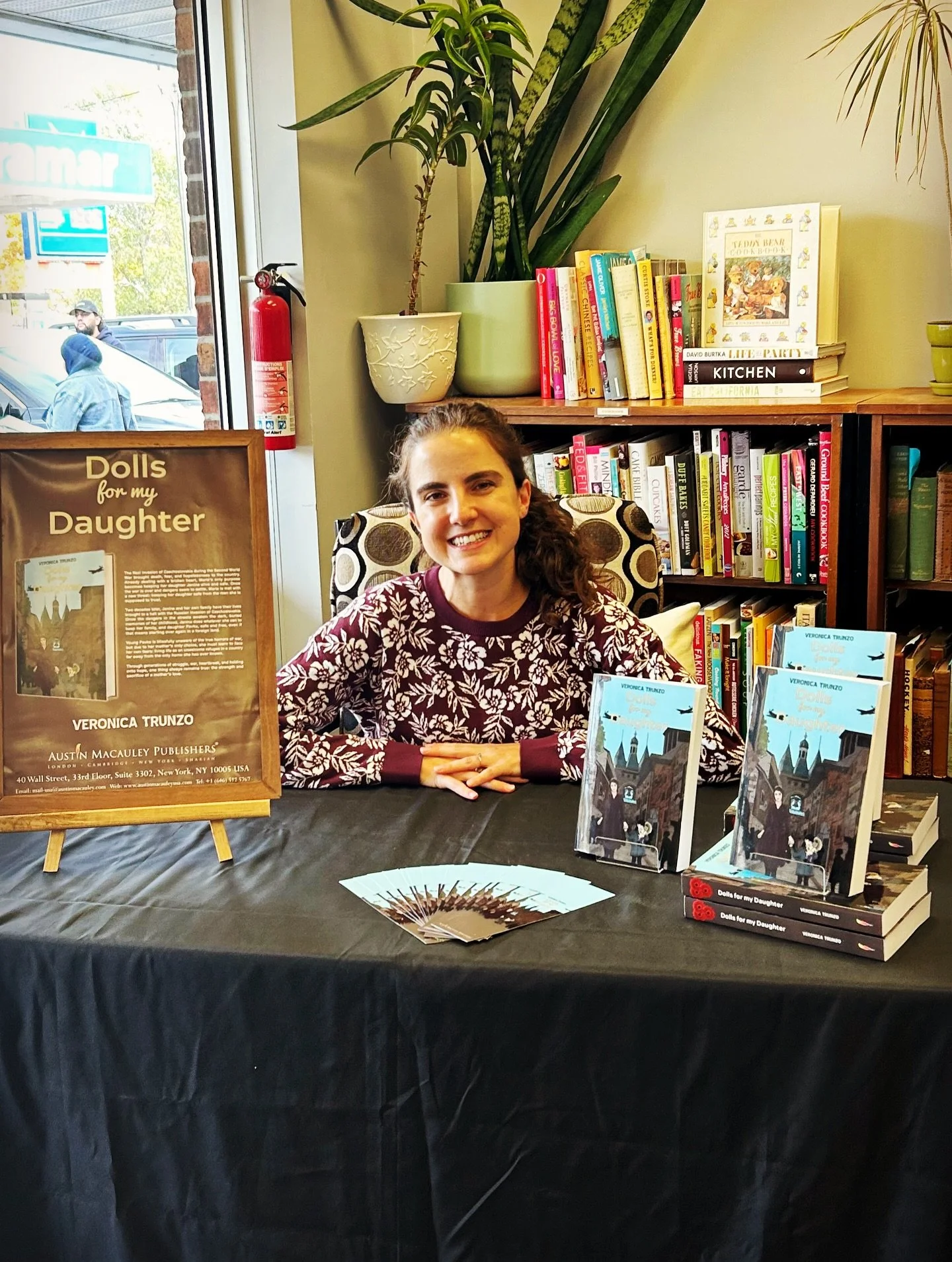 My very first book signing! 

It was so great to see so many familiar faces drop in to say hello, chat with readers about my book, and I even sold 6 💕

It&rsquo;s definitely a bit scary putting yourself out there so much, but overall it was an aweso