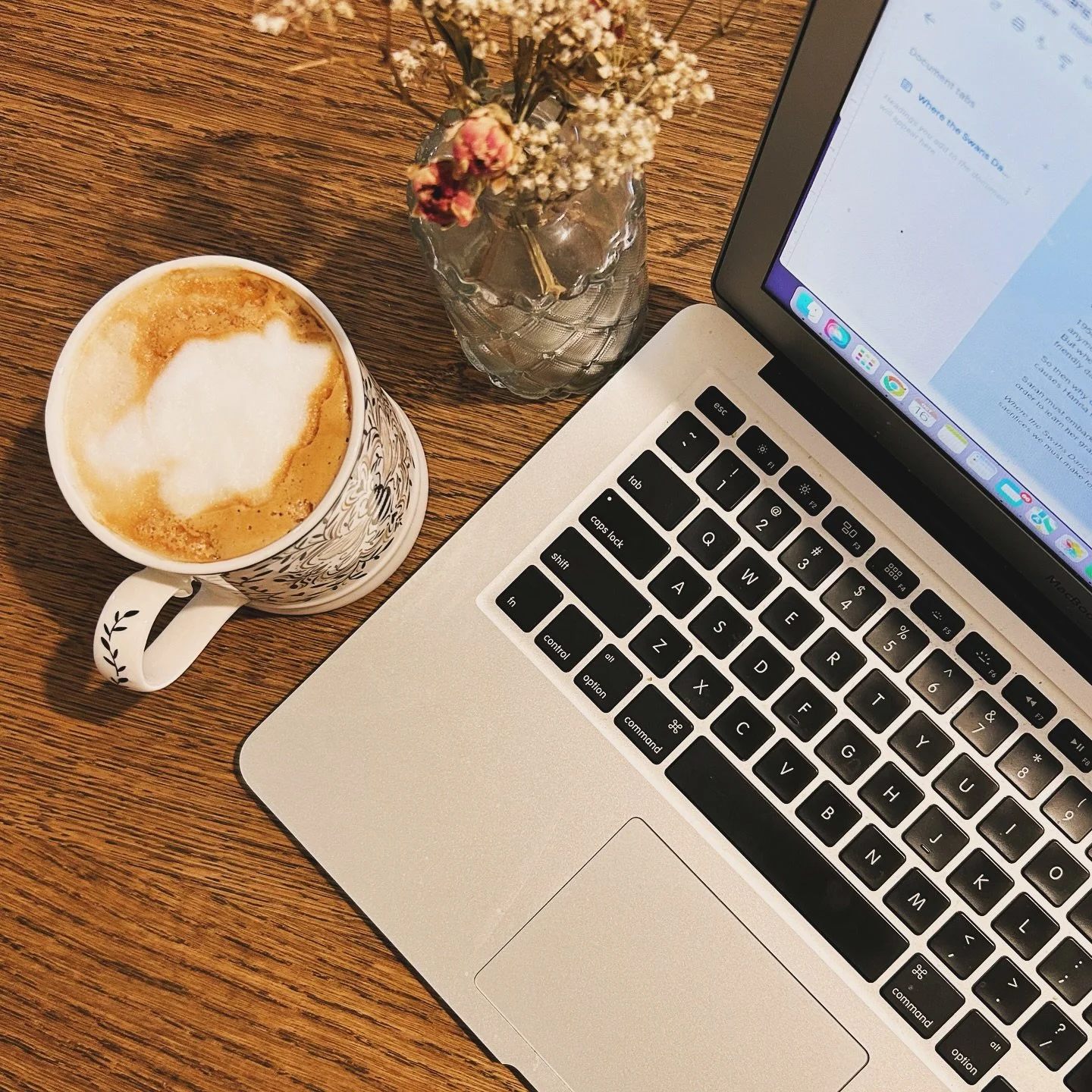 New ✨WHERE THE SWANS DANCE✨ sneak peek 💕

&ldquo;The waltz was ingrained into Hanna, like a second skin. She was familiar with its movements as well as its sounds: skirts brushing along the floor, the subtle gliding of shoes, the deep breaths of dan