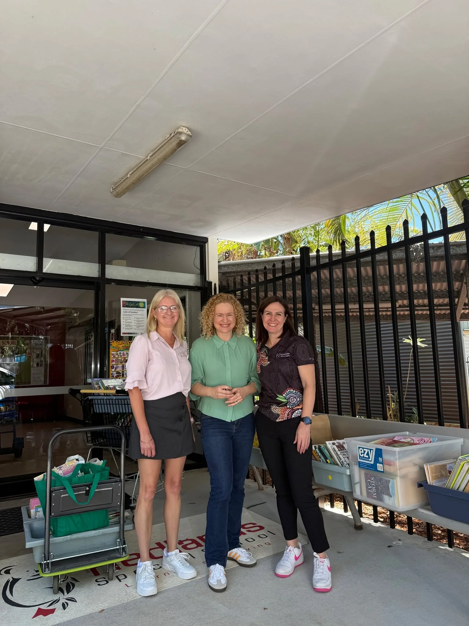 Over 2,000 books have found their new home at Redland District Special School! 📚

It was wonderful to return and see the students and staff receive such a generous donation from our community.

A huge thankyou to @ormistoncollegeqld, St Mary MacKill