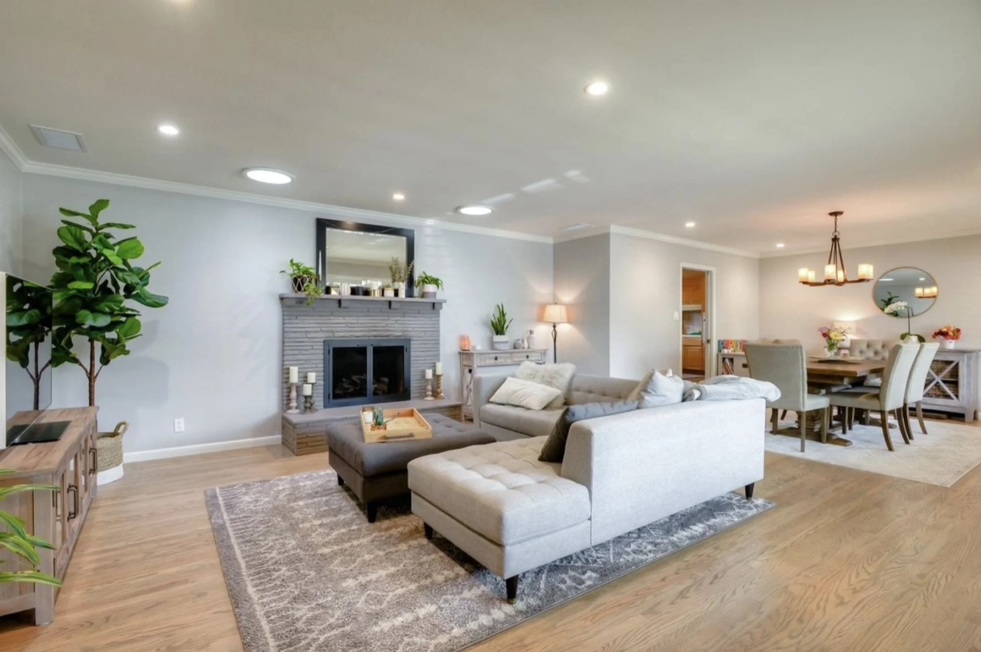 2. Evans house 04p.jpg