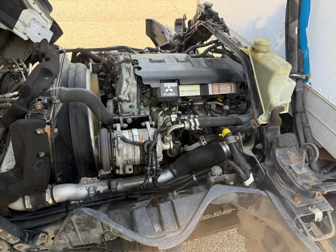 2013 Mitsubishi Refer3.webp