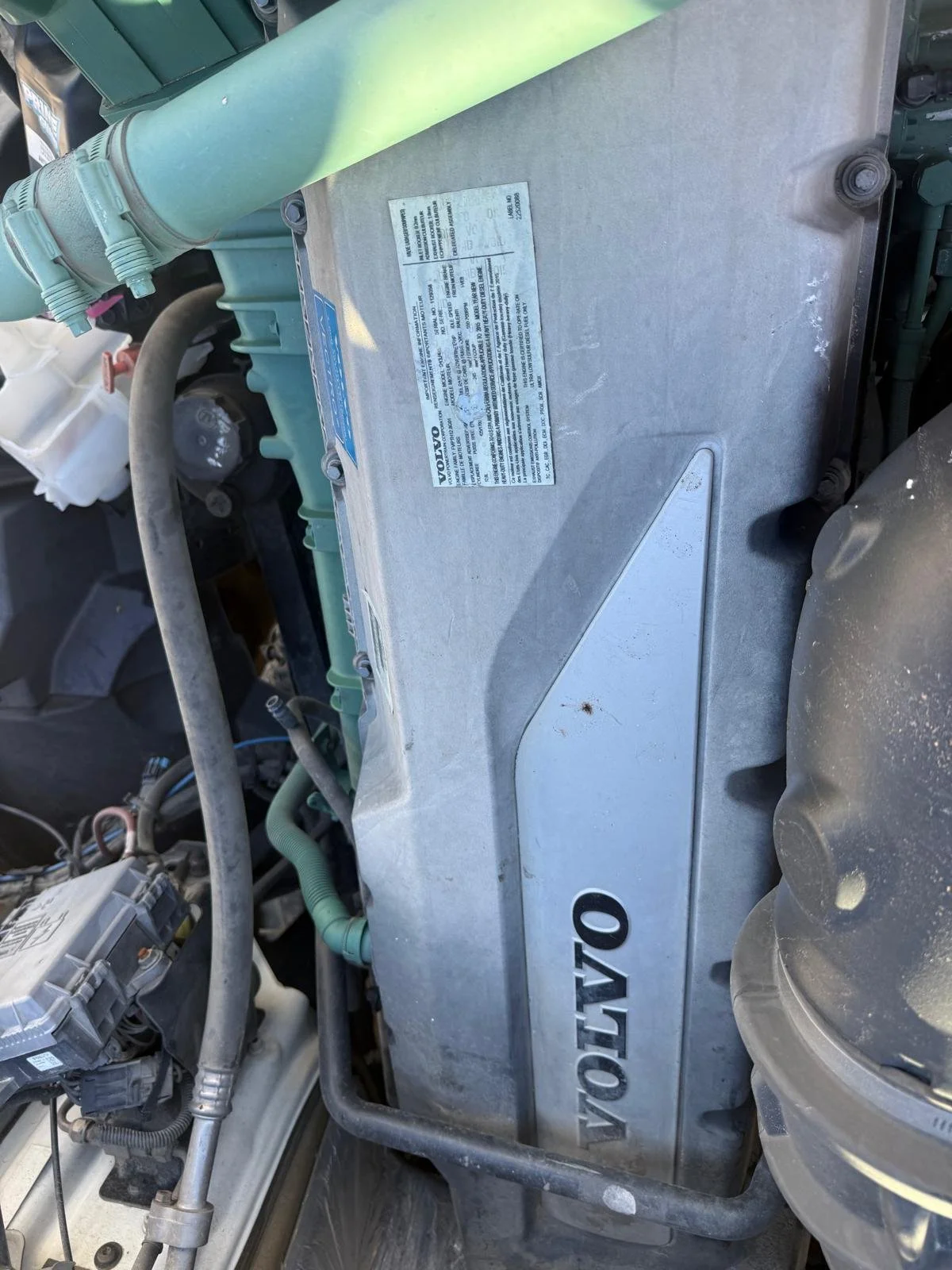 2016 Volvo D-13 Engine