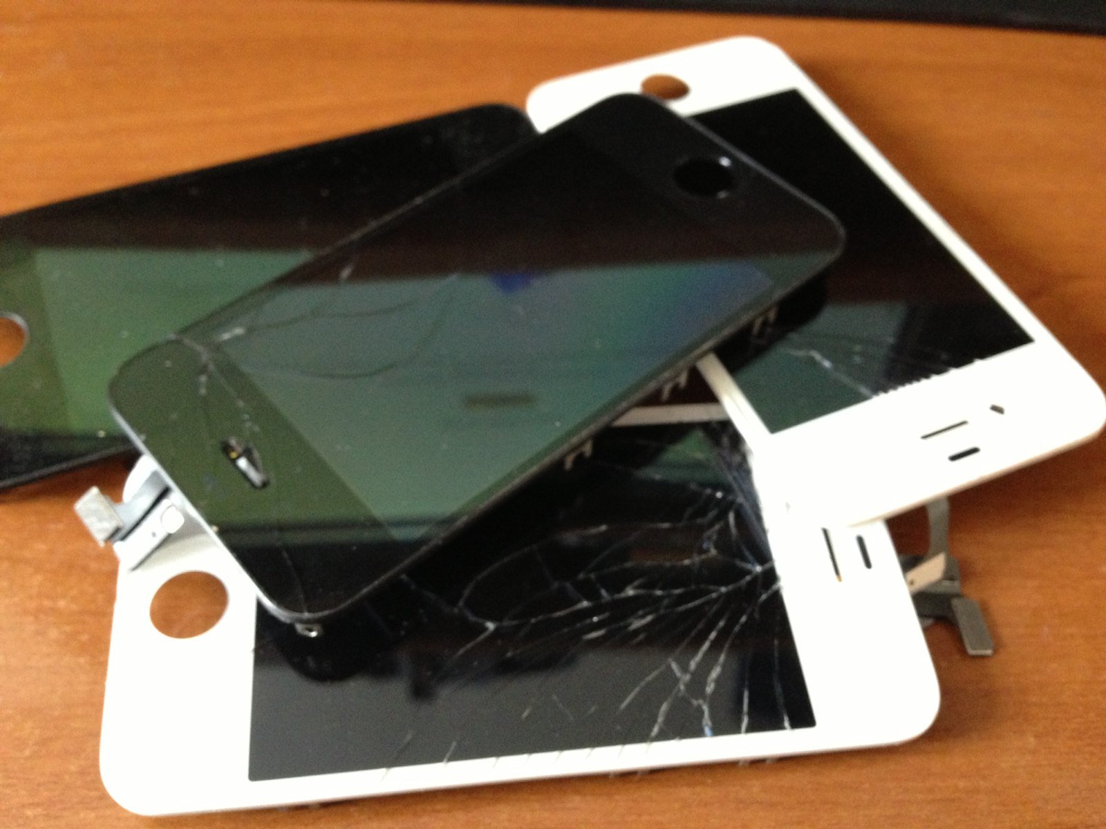 broken iPhones.jpg