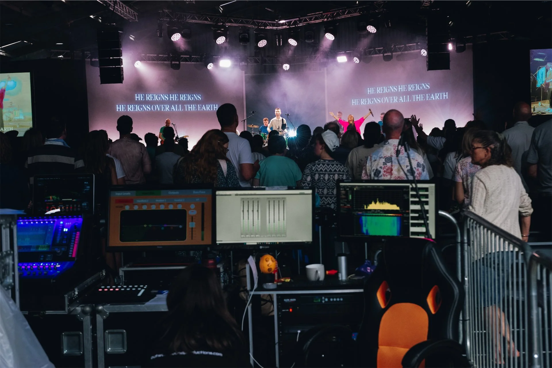 Main Stage  105.jpg