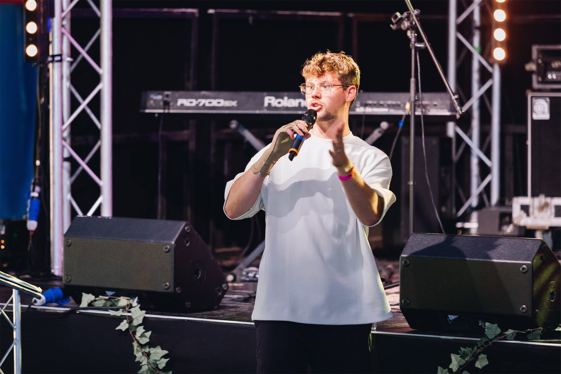 Glow Youth Tent 37.jpg