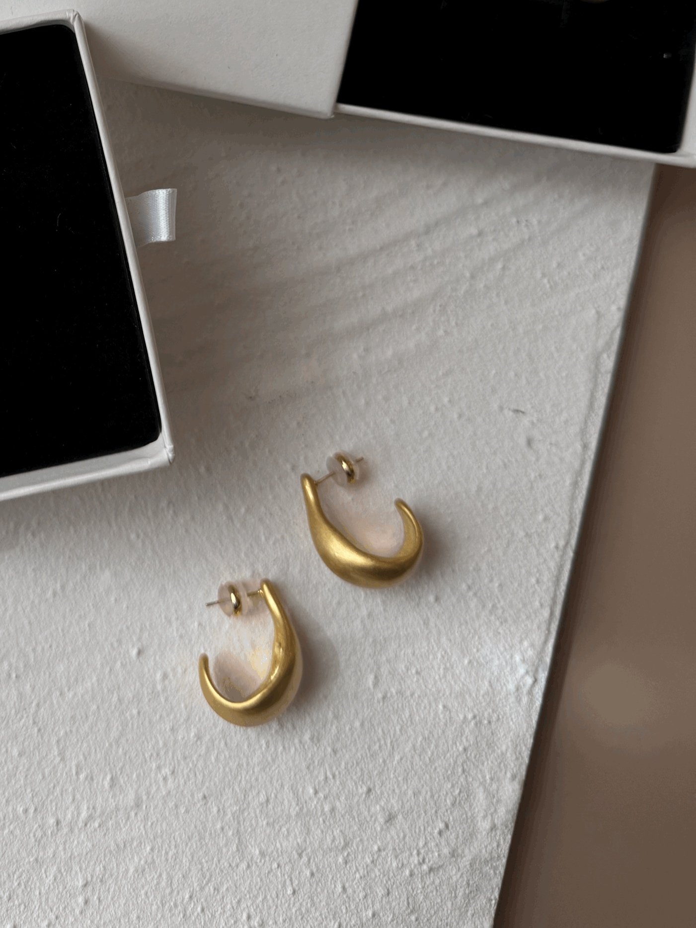Luna earrings