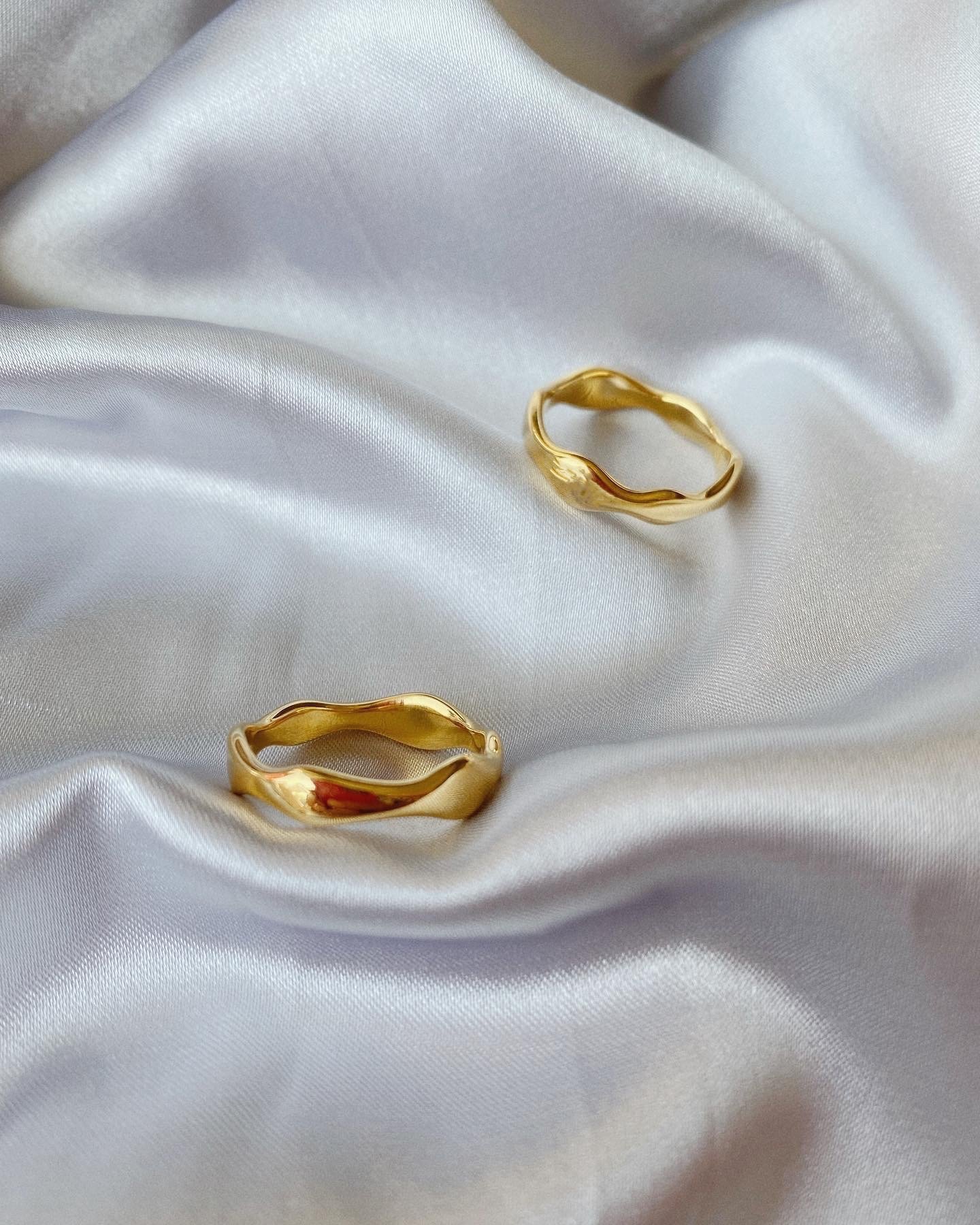 The Wave Ring