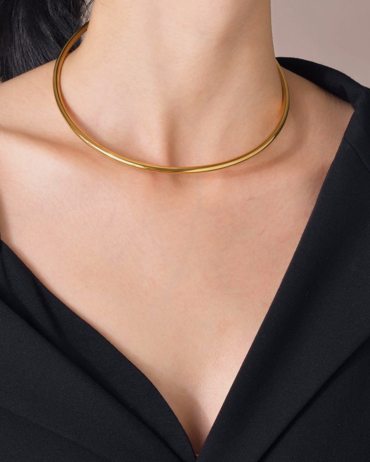 Alva Collar Necklace
