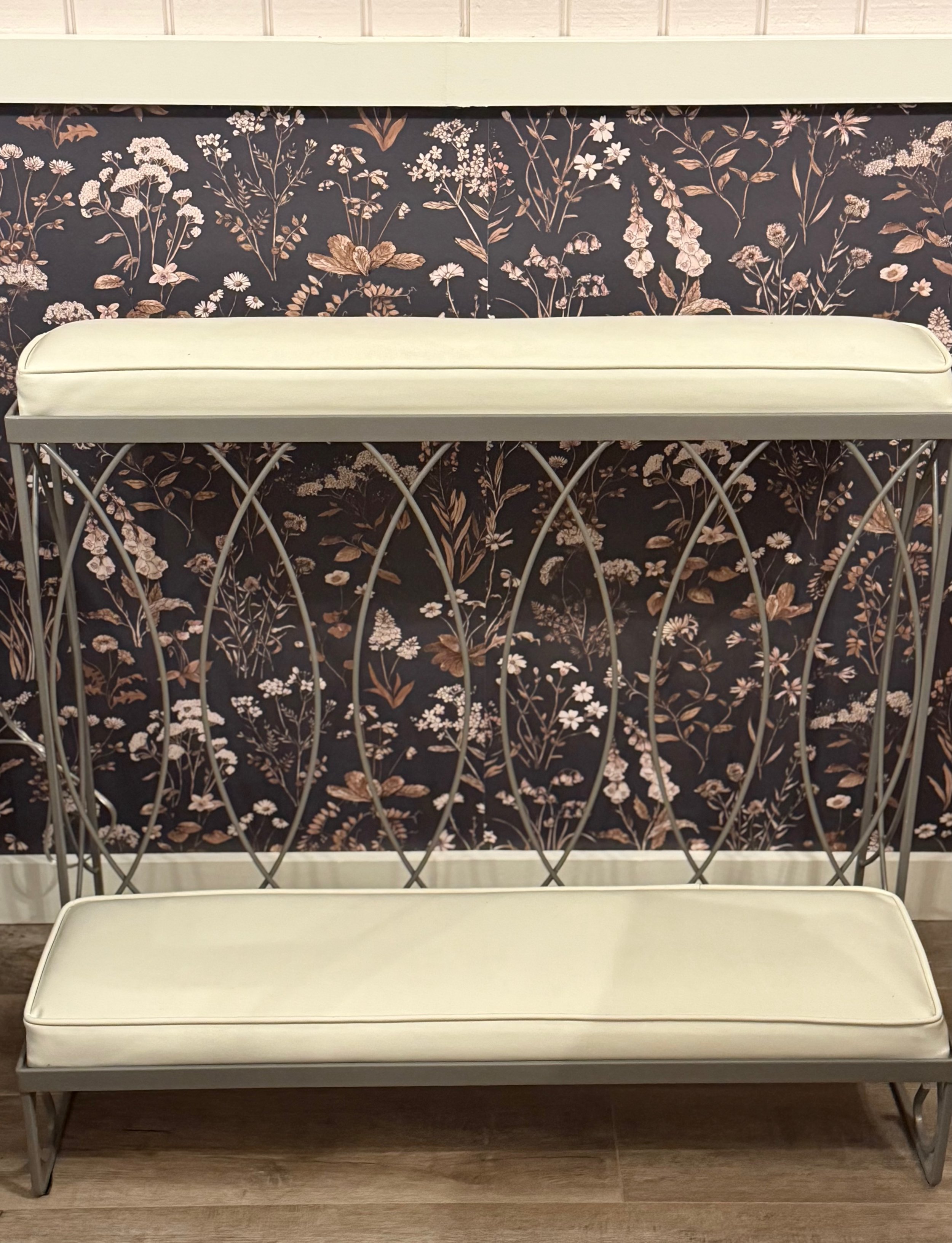 Using a Kneeling Bench During Your Wedding Ceremony; Outdated or Deep Significance?