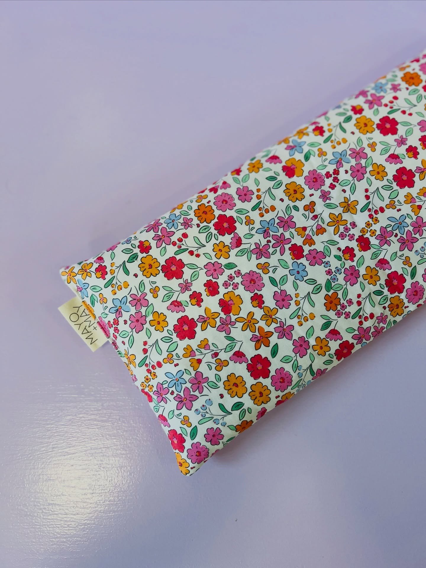 Winter is coming&hellip; ❄️🔥

Stay toasty with our handmade lupin heat packs 🤍
Double-lined for extra durability
Made with 100% woven cotton
Natural warmth that soothes and comforts.

Perfect for chilly nights, sore muscles, and cosy moments at hom