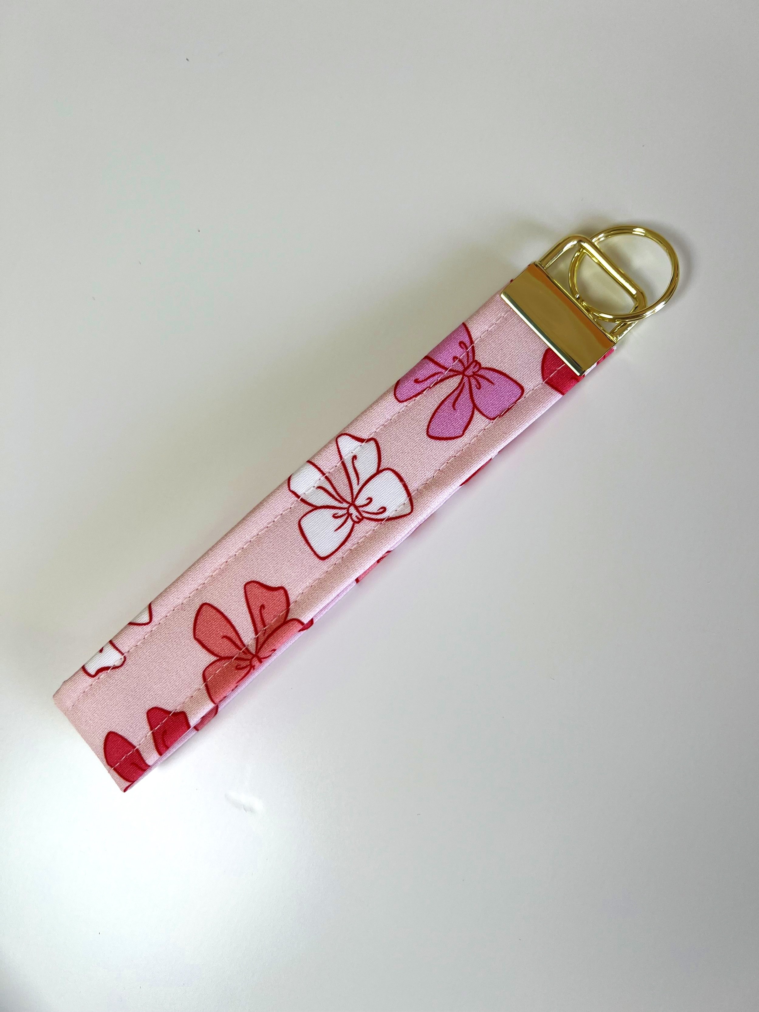 Bows Wristlet