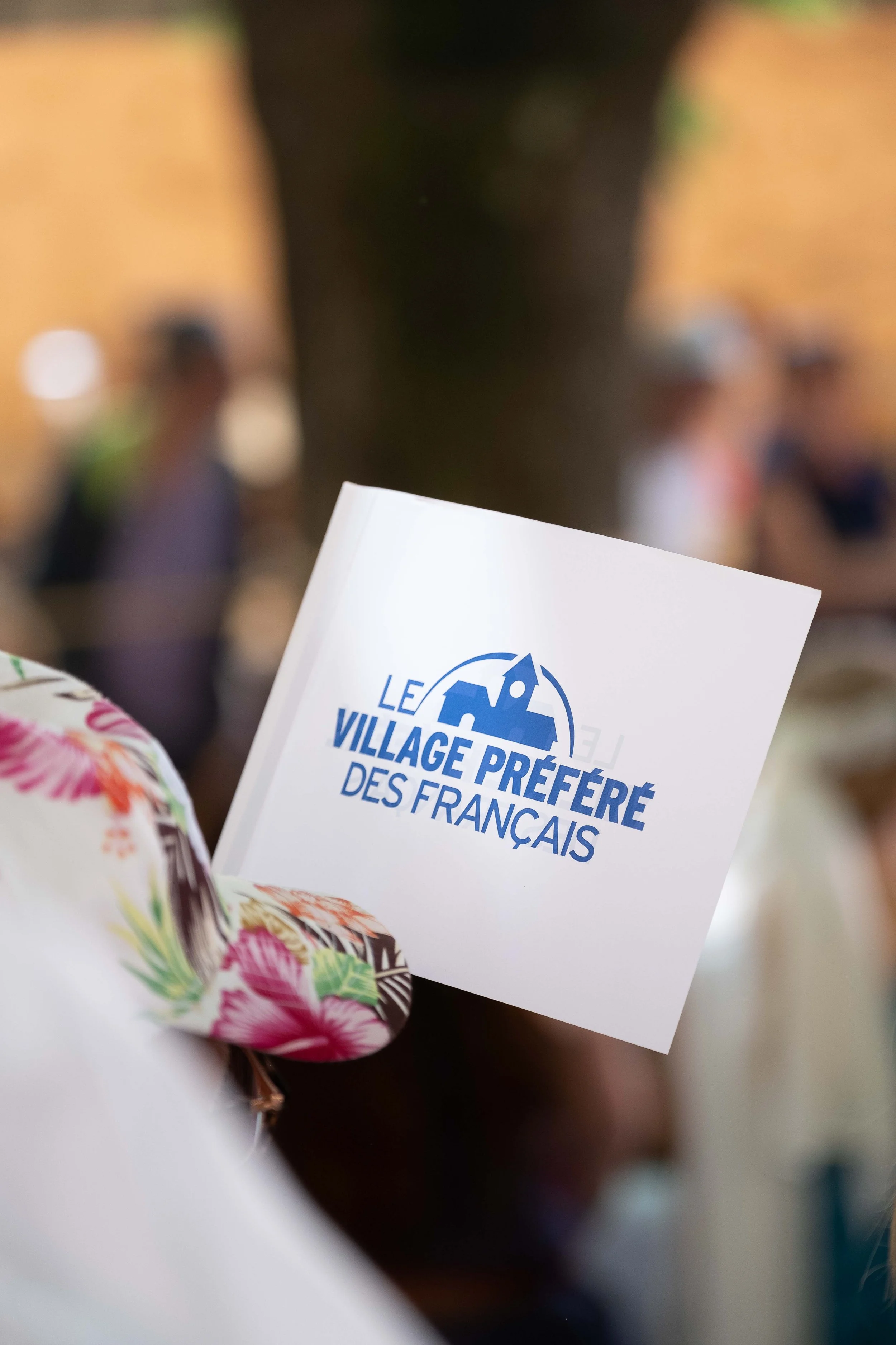 Tournage de l'émission Village préféré des français 2026 à Saint-Antoine-L'Abbaye. 