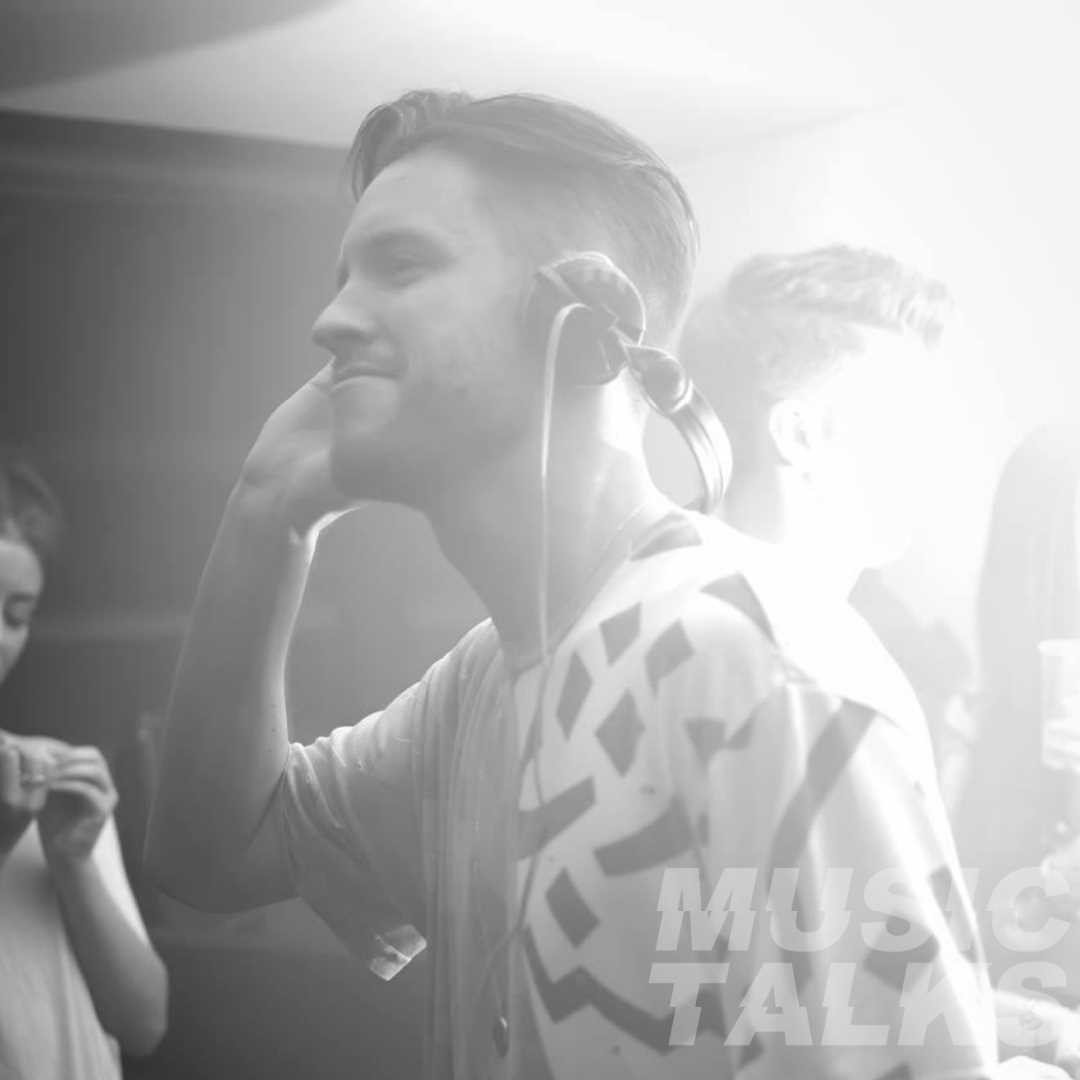ARTIST SPOTLIGHT 🗼

RYAN CROFT

Set time: 16:00-17:30

Next up a Music Talks resident and one of the best selector's around ... 

After buying his first decks at 15, Ryan rapidly grew through the local Blackpool scene, notably playing at the infamou